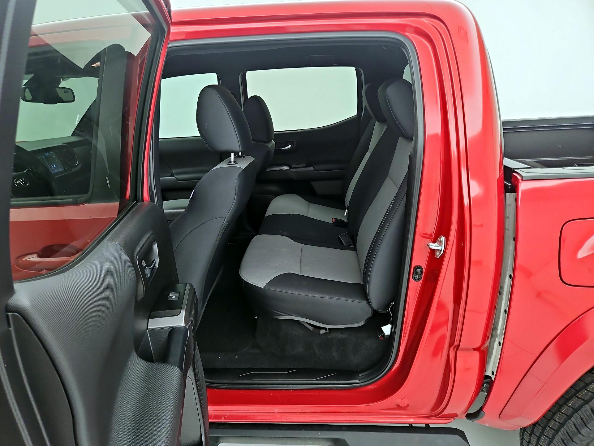 Thumbnail: 2023 Toyota Tacoma - 17