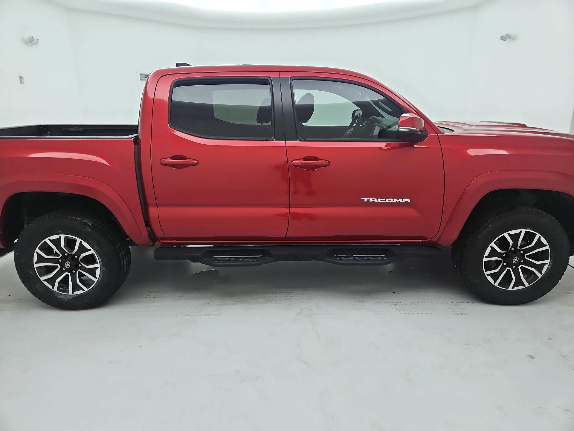 Thumbnail: 2023 Toyota Tacoma - 4