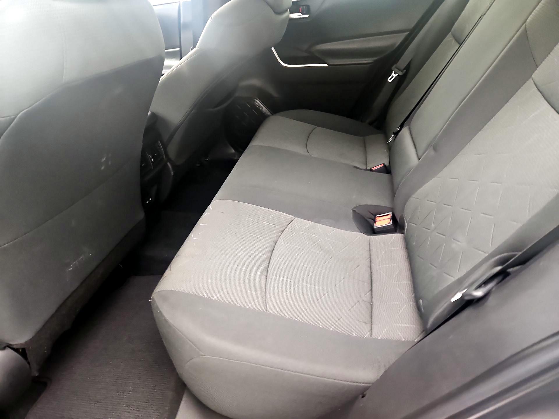 Thumbnail: 2022 Toyota RAV4 - 19