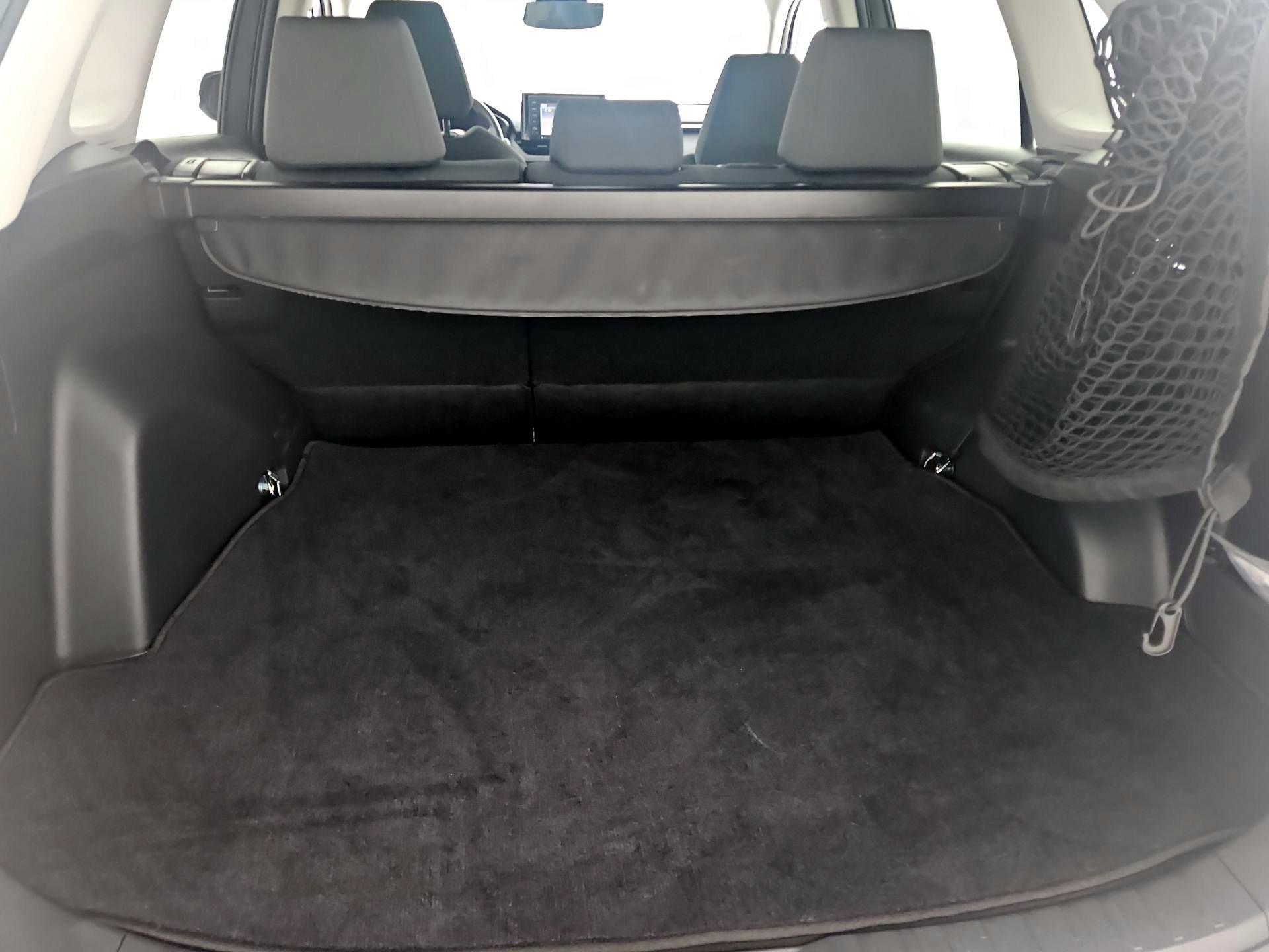 Thumbnail: 2022 Toyota RAV4 - 20