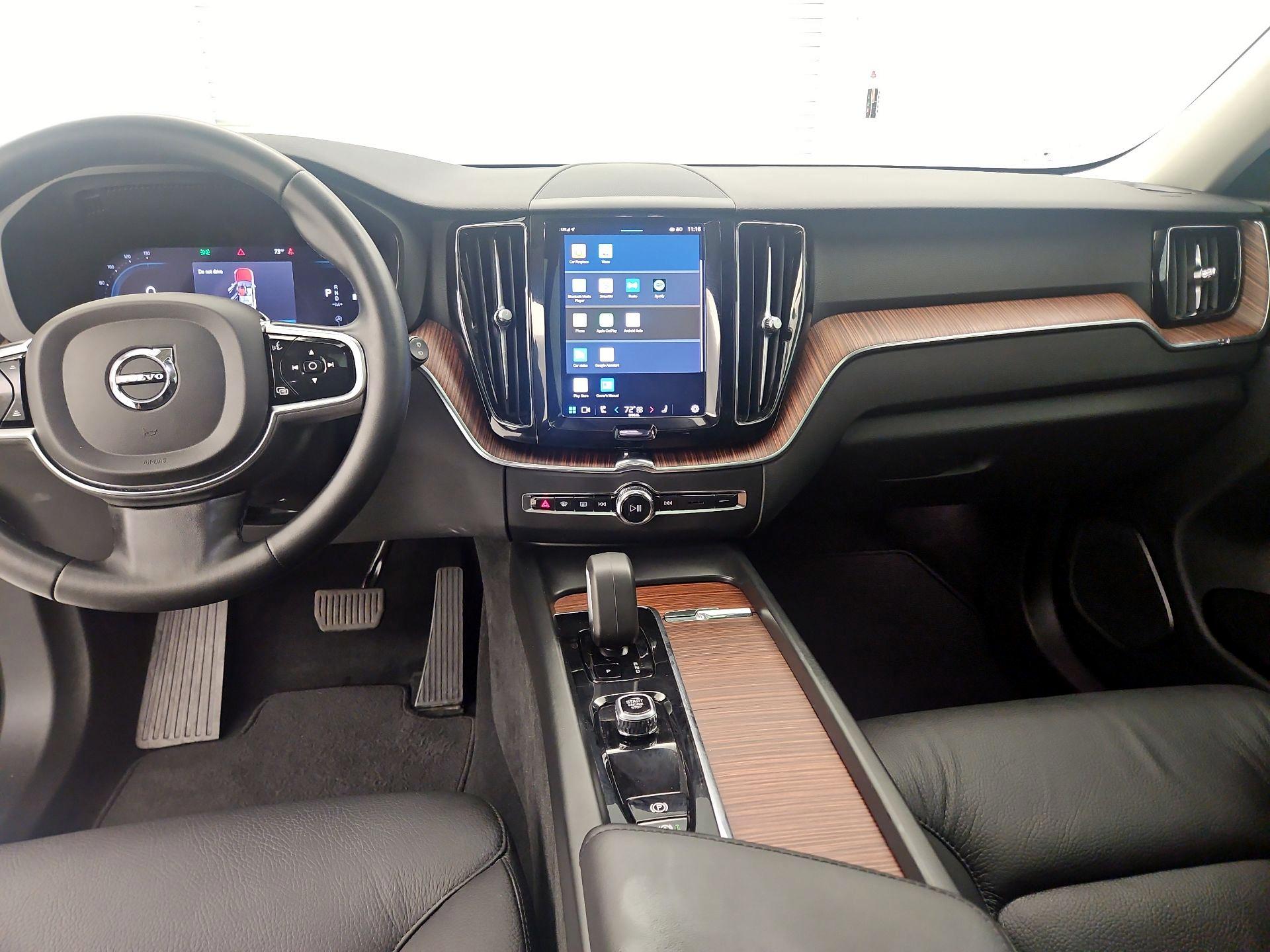 Thumbnail: 2023 Volvo XC60 - 9