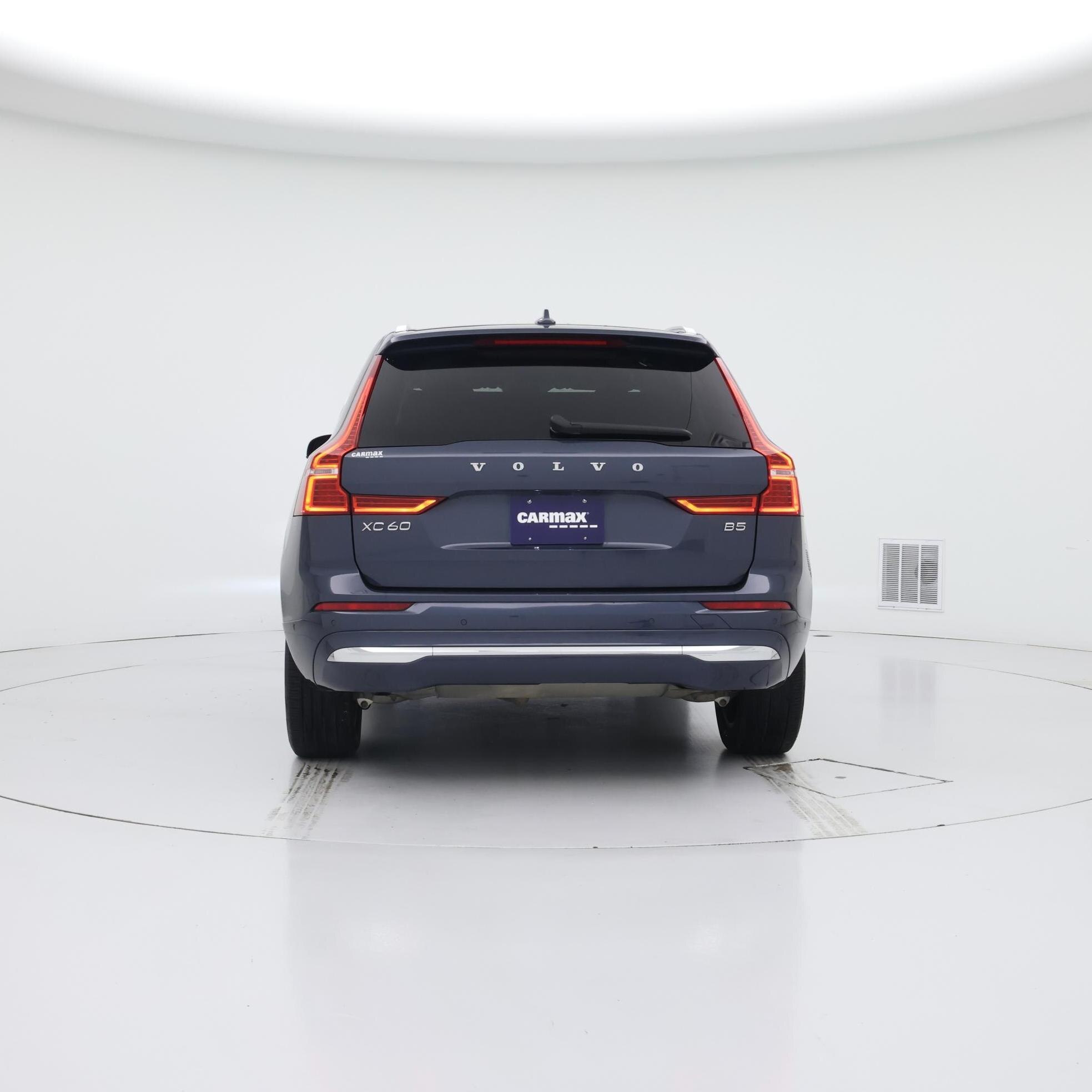 Thumbnail: 2023 Volvo XC60 - 6