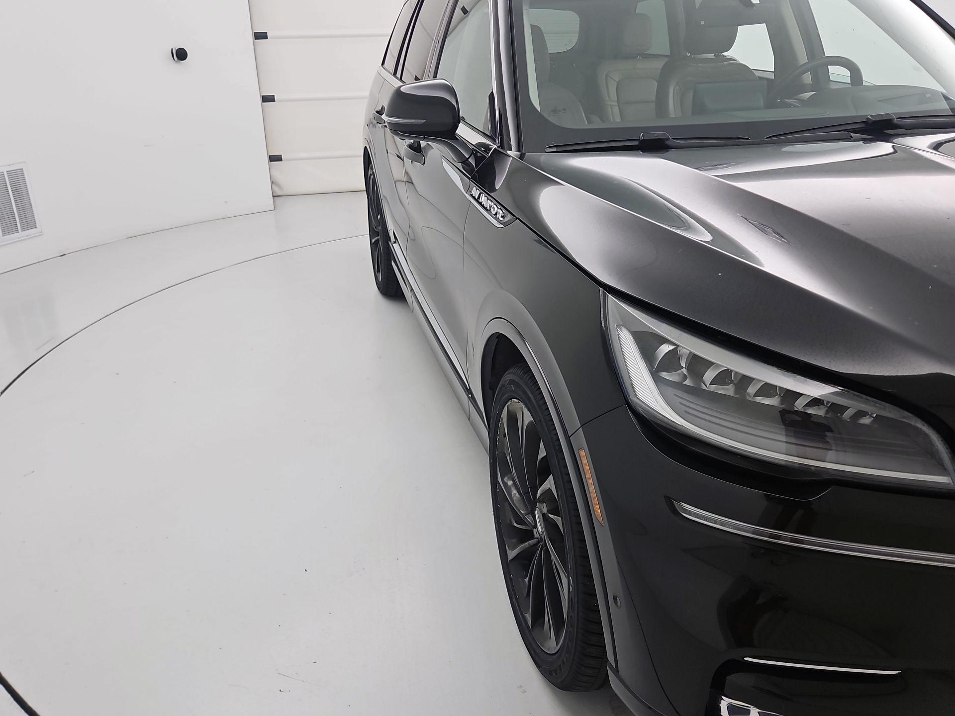 Thumbnail: 2021 Lincoln Aviator - 1