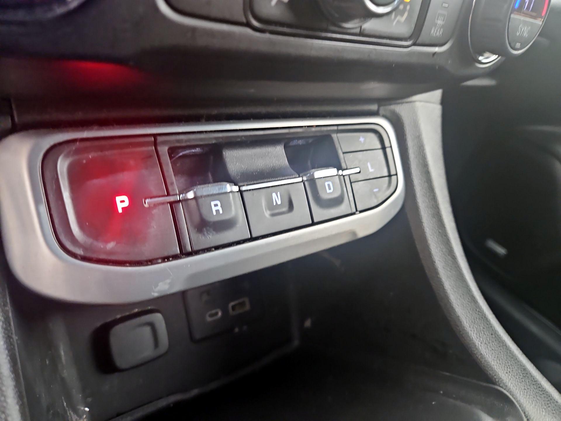 Thumbnail: 2021 GMC Acadia - 18