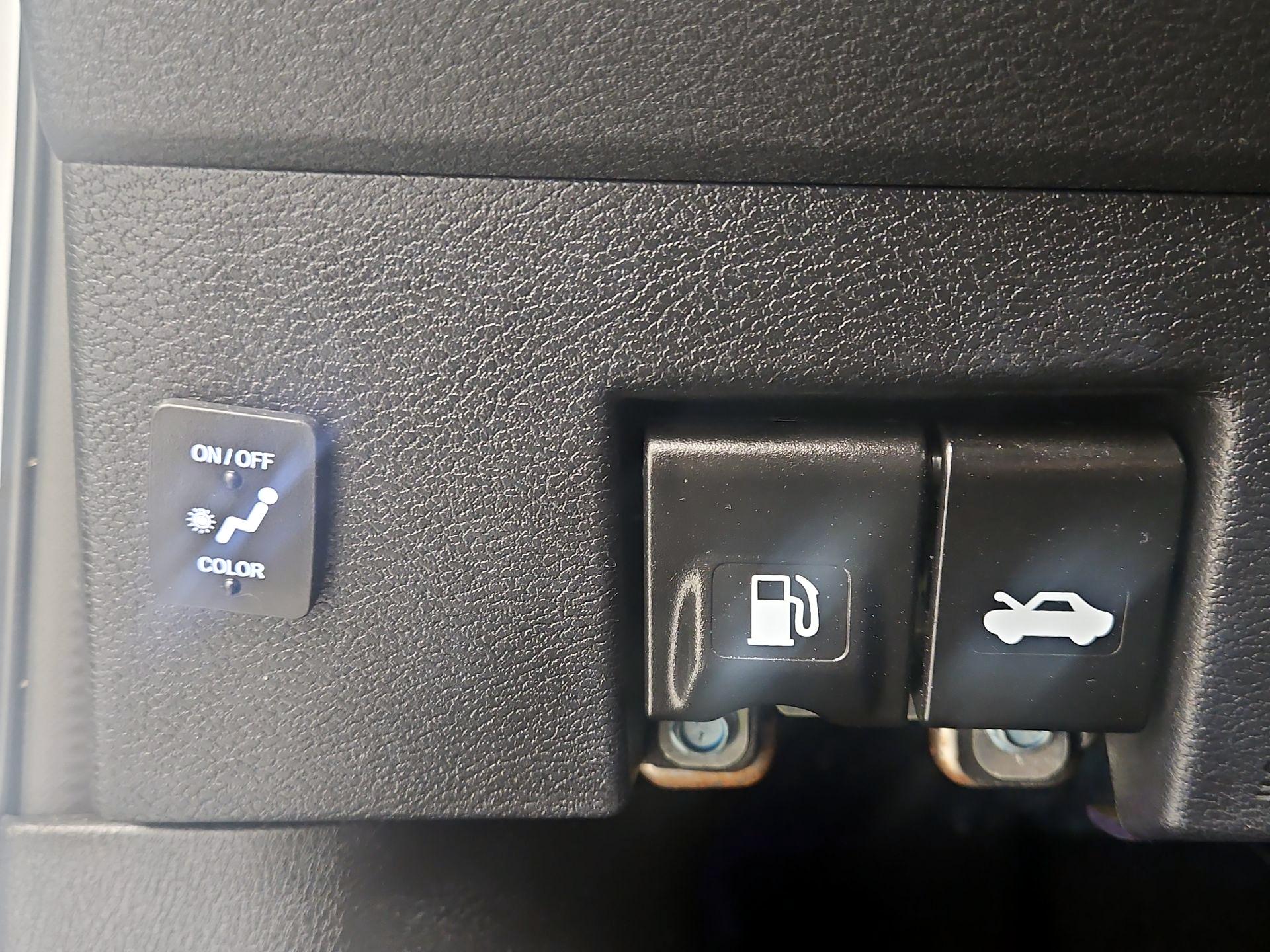 Thumbnail: 2022 Nissan Kicks - 13