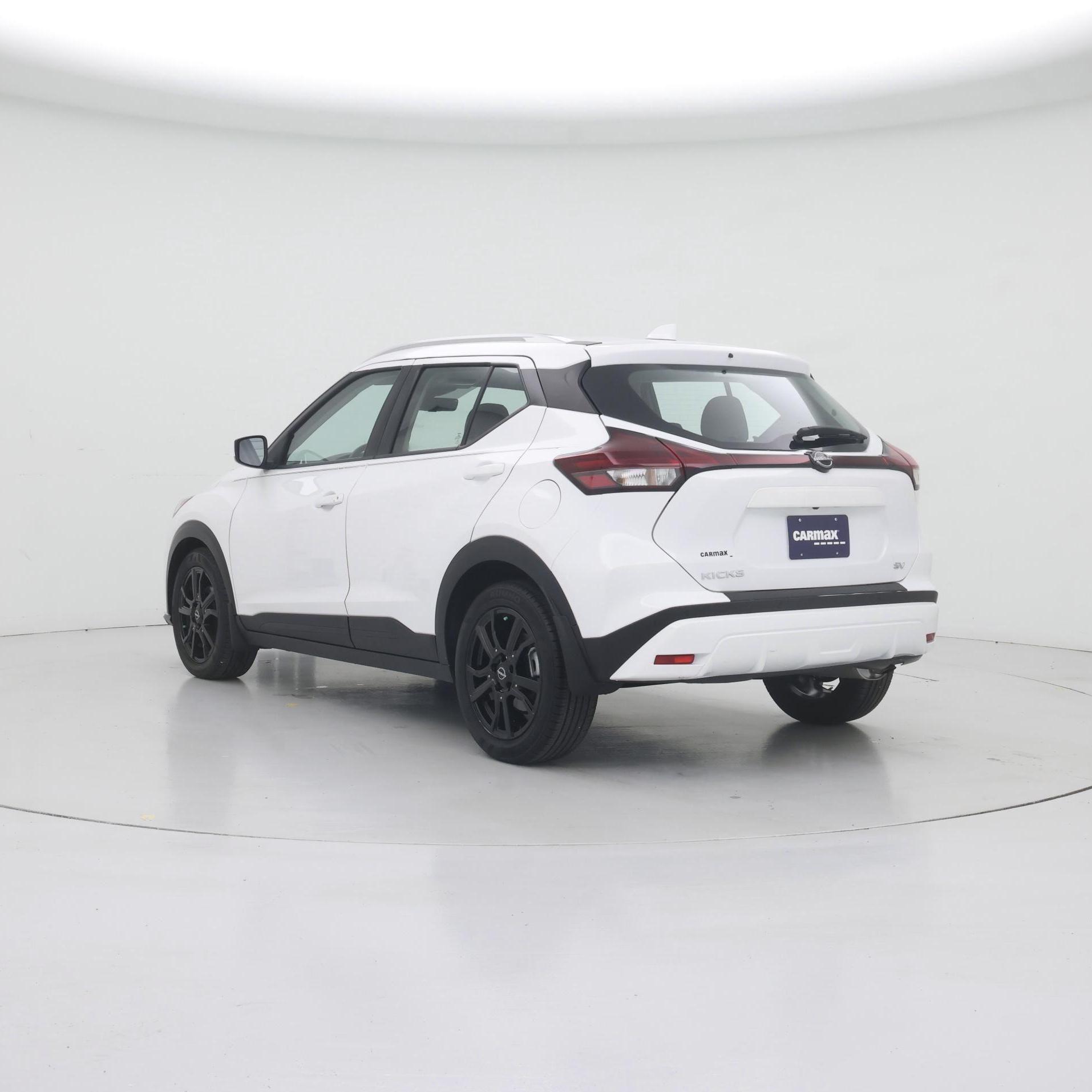 Thumbnail: 2022 Nissan Kicks - 2