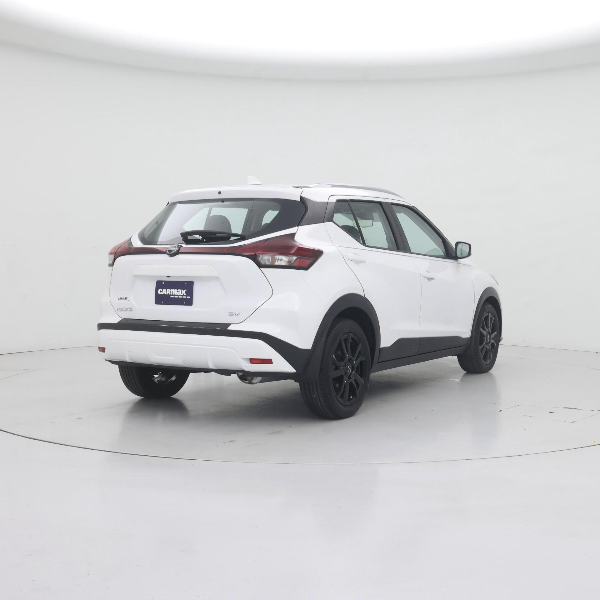 Thumbnail: 2022 Nissan Kicks - 8