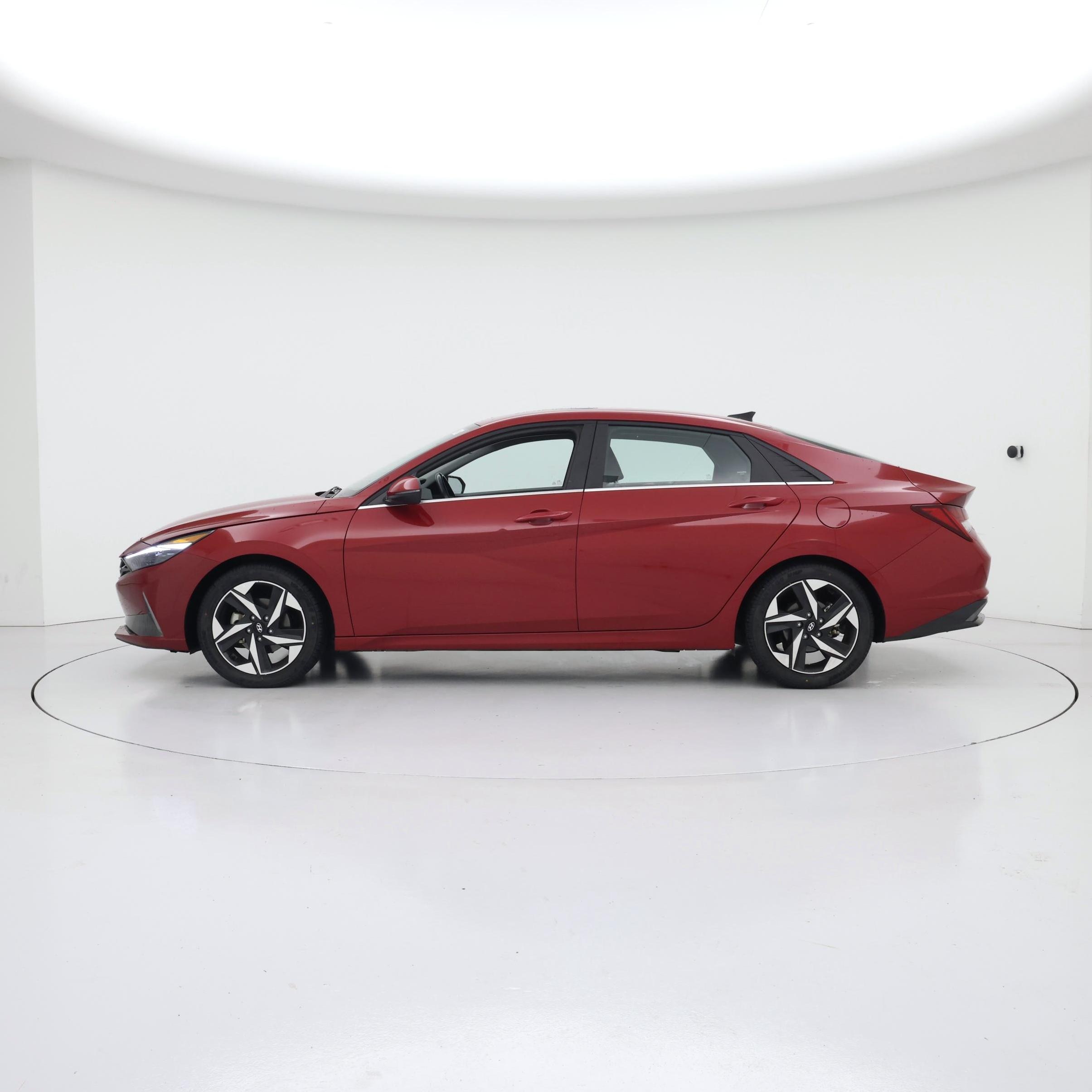 Thumbnail: 2023 Hyundai Elantra - 3