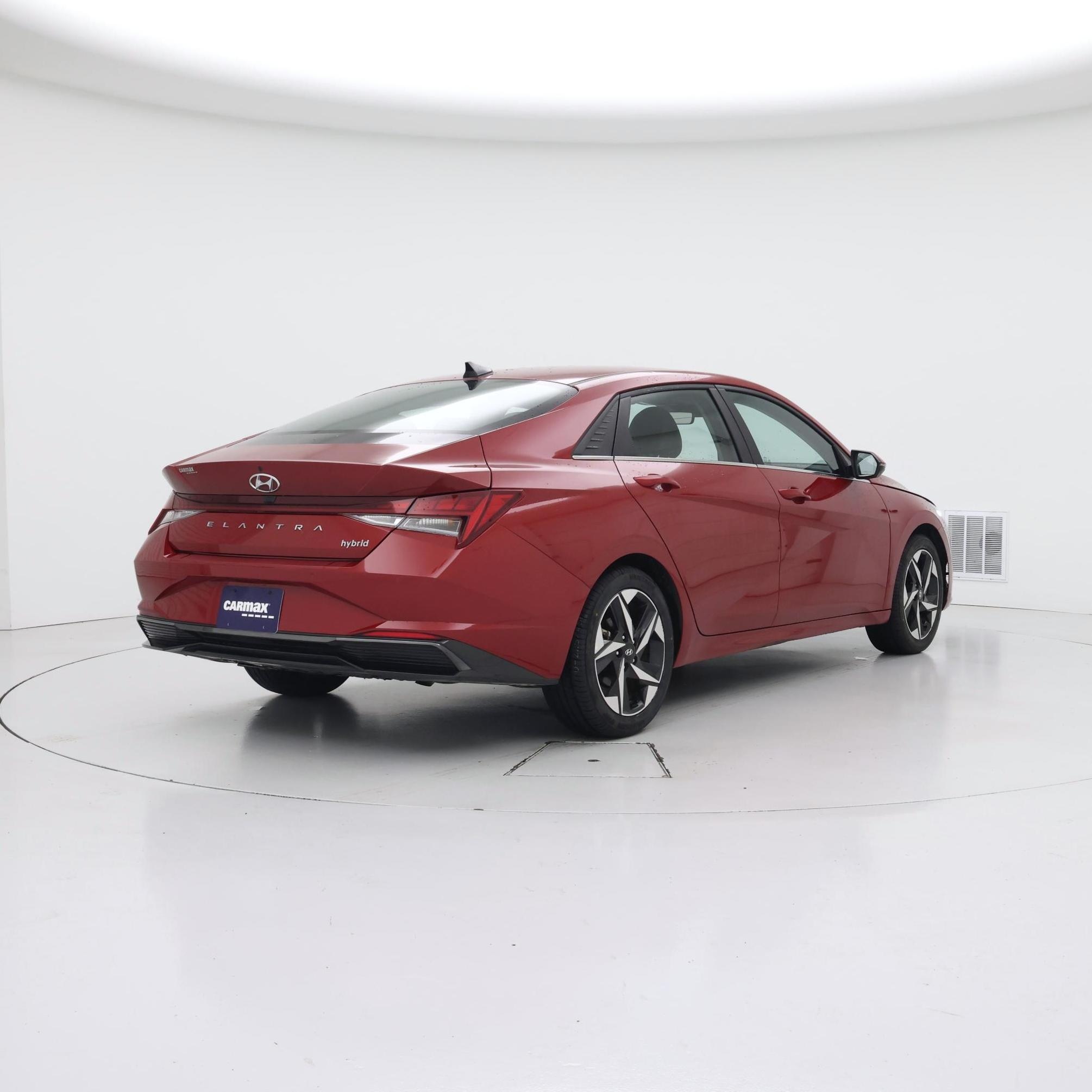 Thumbnail: 2023 Hyundai Elantra - 8