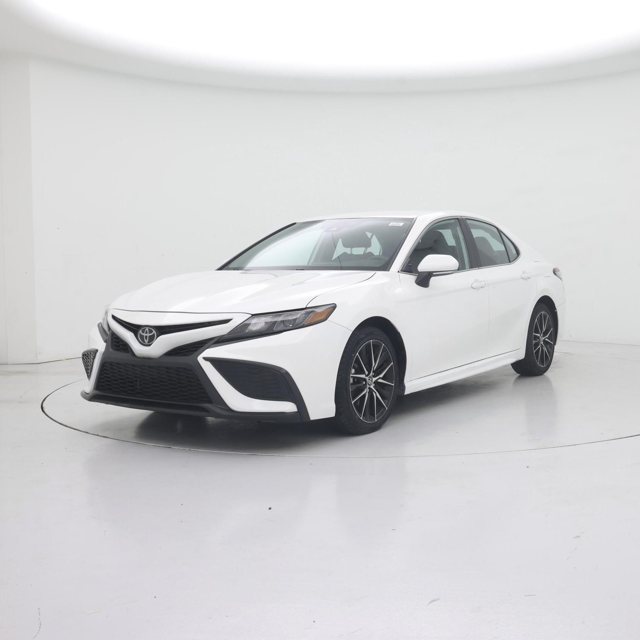 Thumbnail: 2024 Toyota Camry - 4