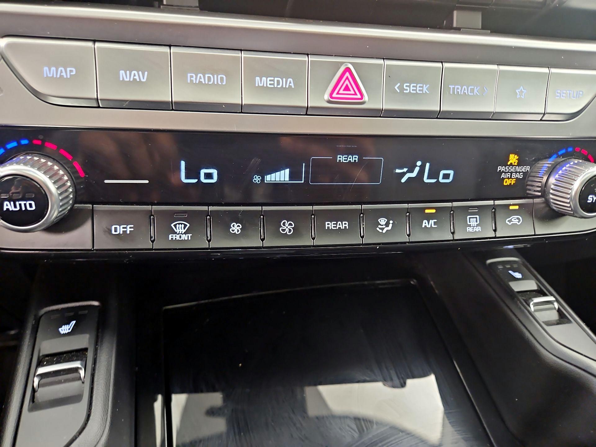 Thumbnail: 2025 Kia Telluride - 17