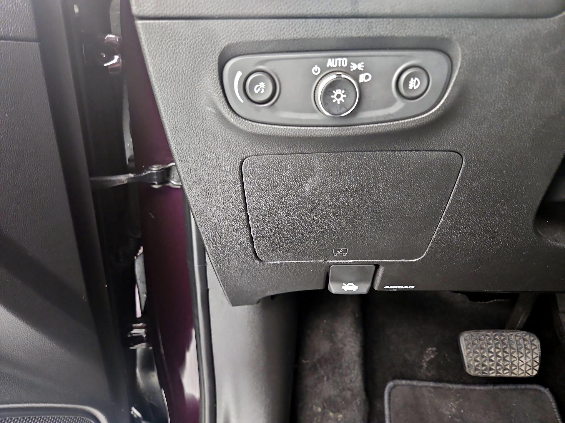 Thumbnail: 2021 Buick Encore GX - 13