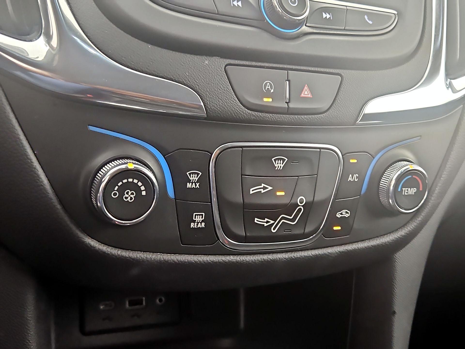 Thumbnail: 2024 Chevrolet Equinox - 16
