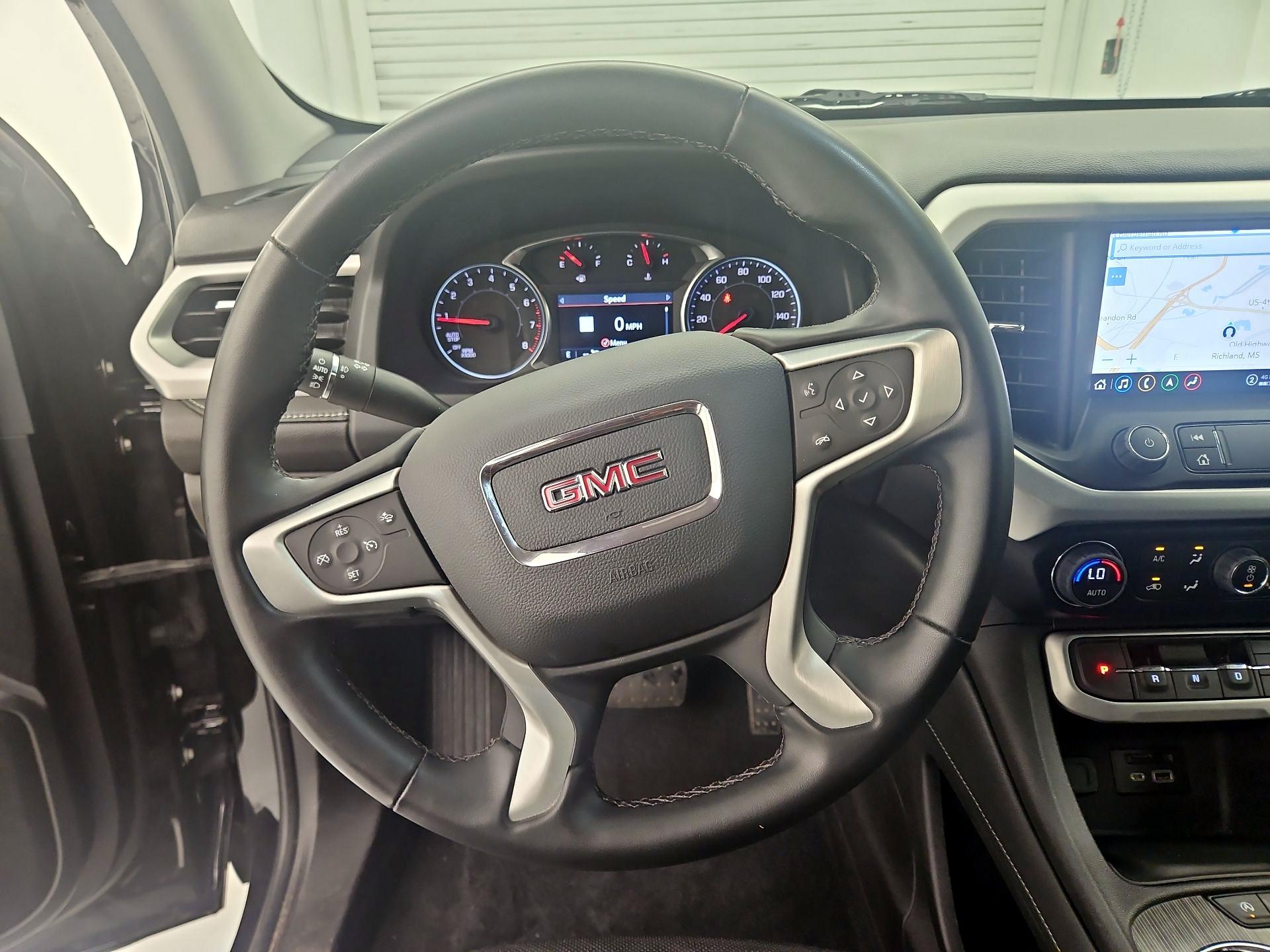 Thumbnail: 2023 GMC Acadia - 10