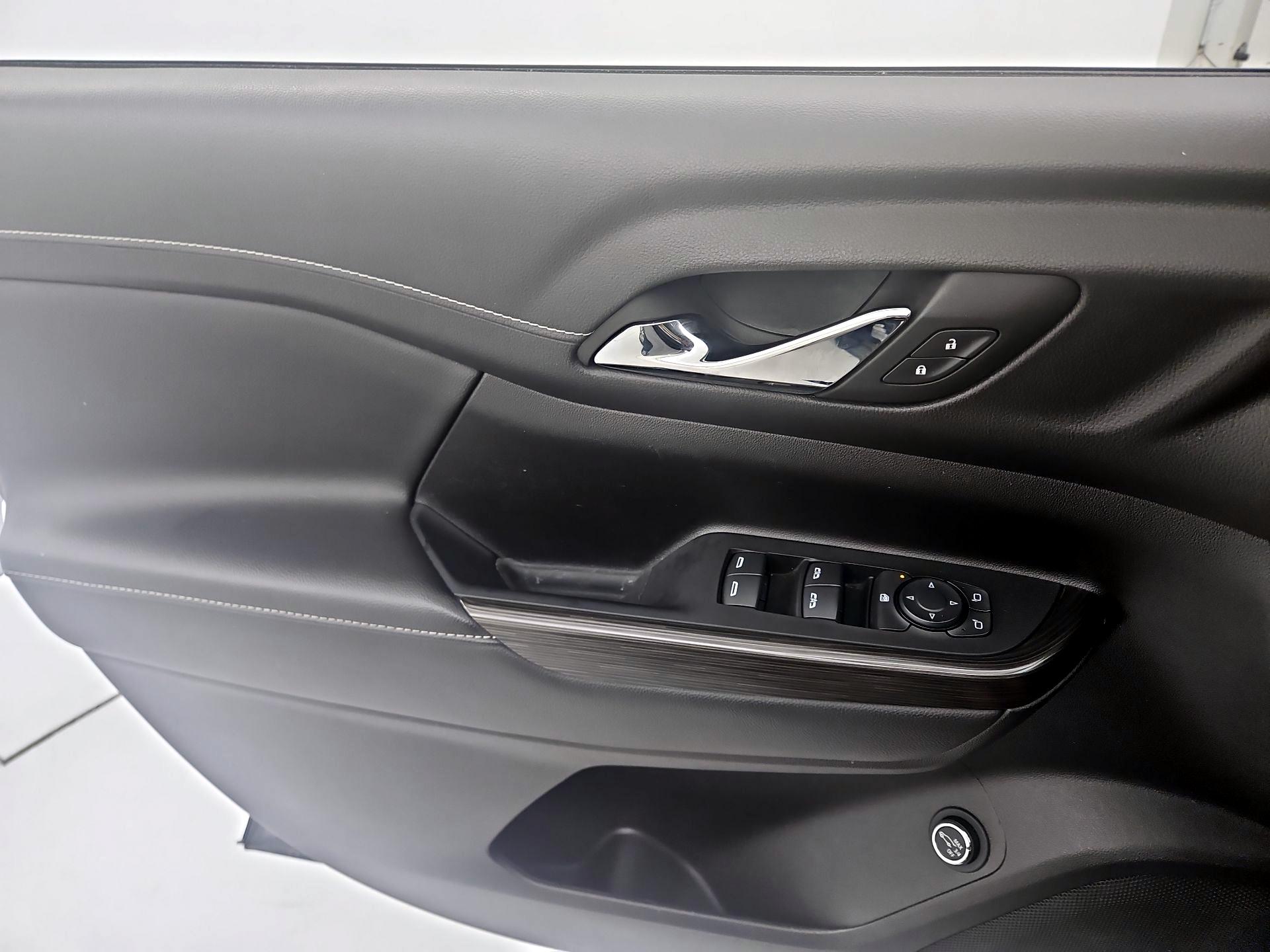 Thumbnail: 2023 GMC Acadia - 12
