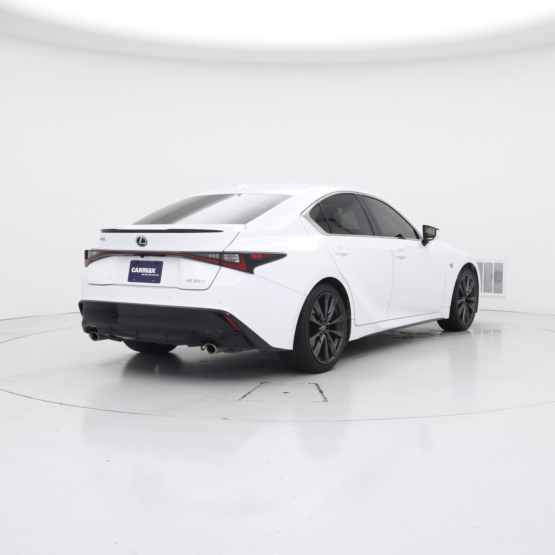 Thumbnail: 2022 Lexus IS - 8