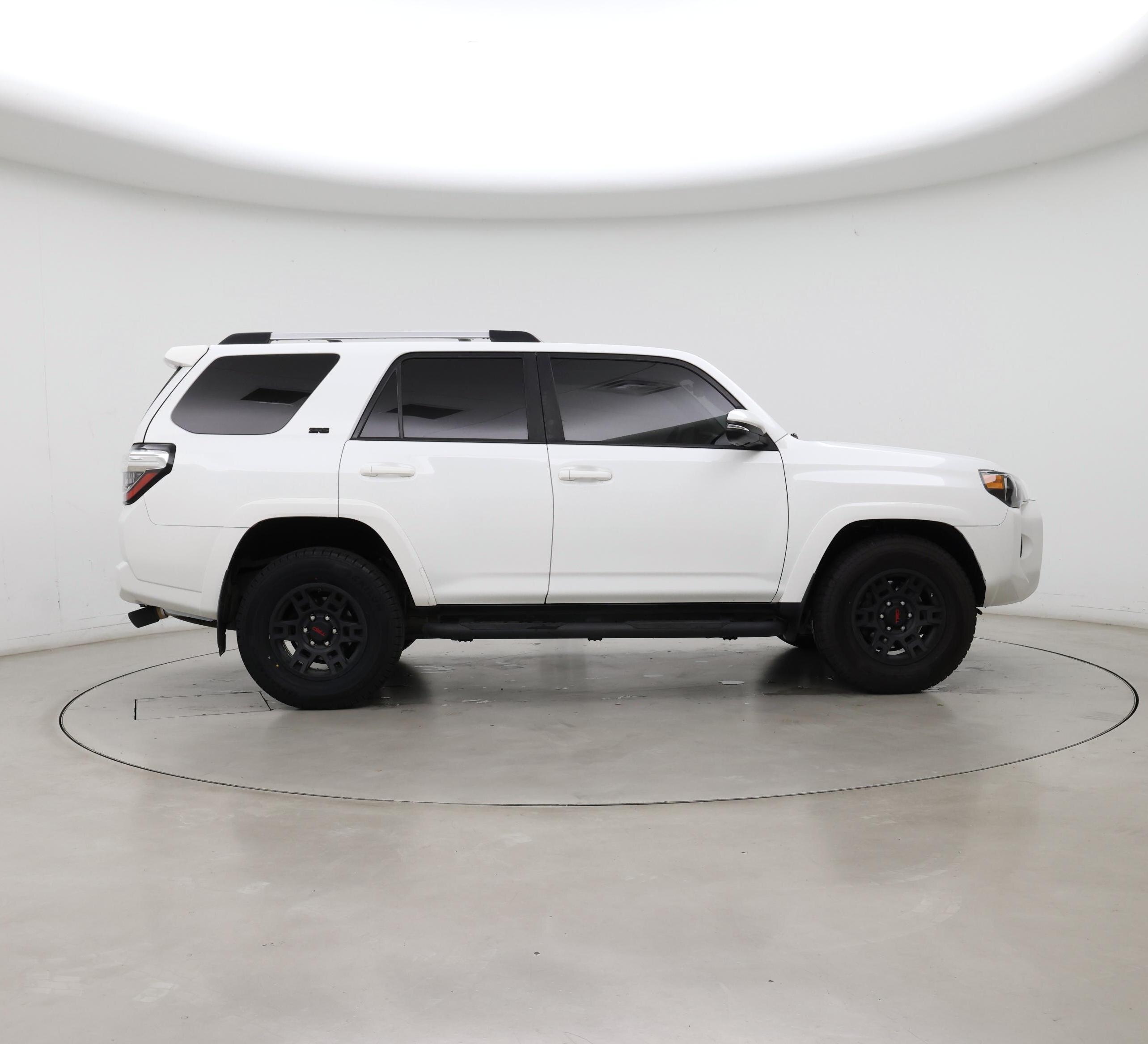 Thumbnail: 2020 Toyota 4Runner - 7