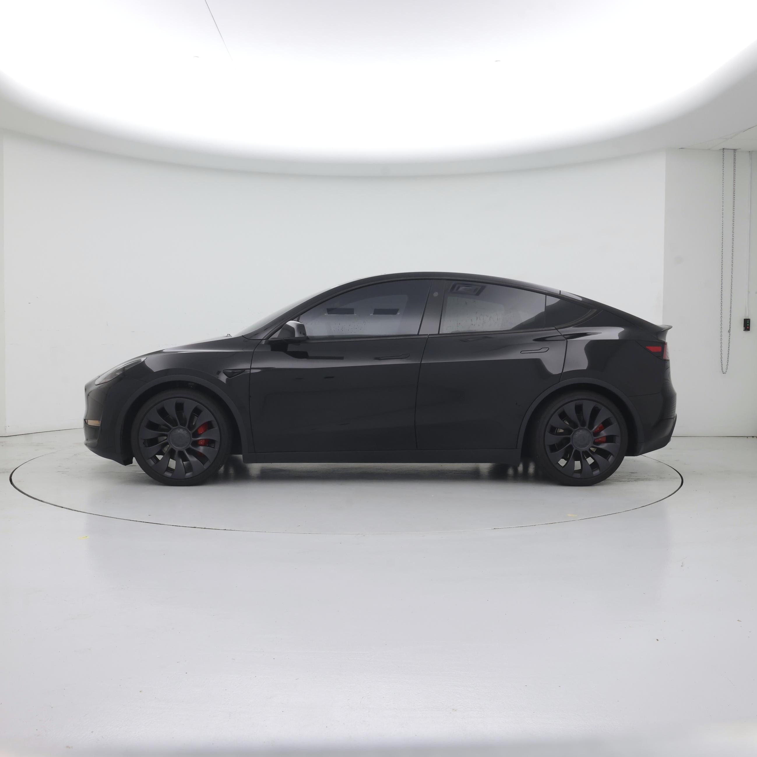 Thumbnail: 2025 Tesla Model Y - 3