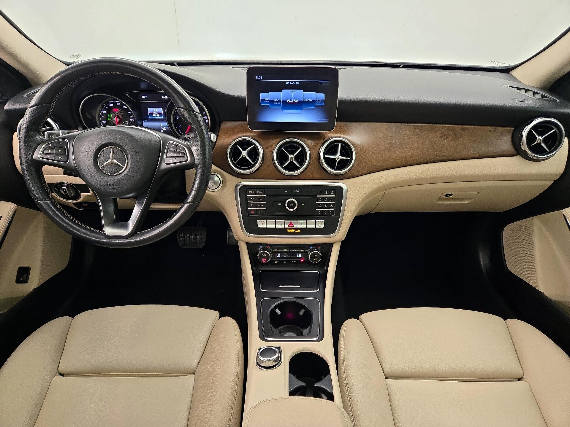 Thumbnail: 2019 Mercedes-Benz GLA - 9