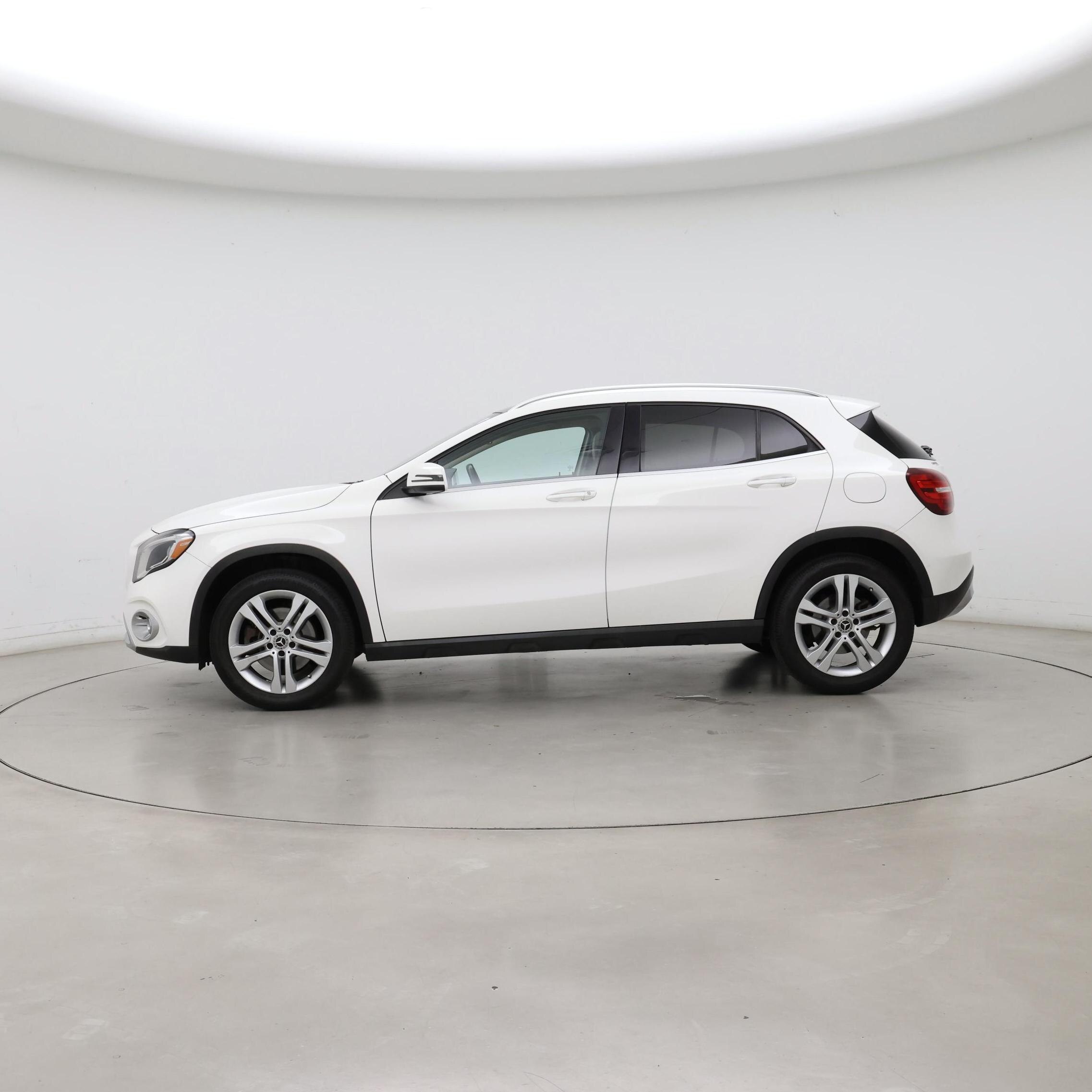 Thumbnail: 2019 Mercedes-Benz GLA - 3