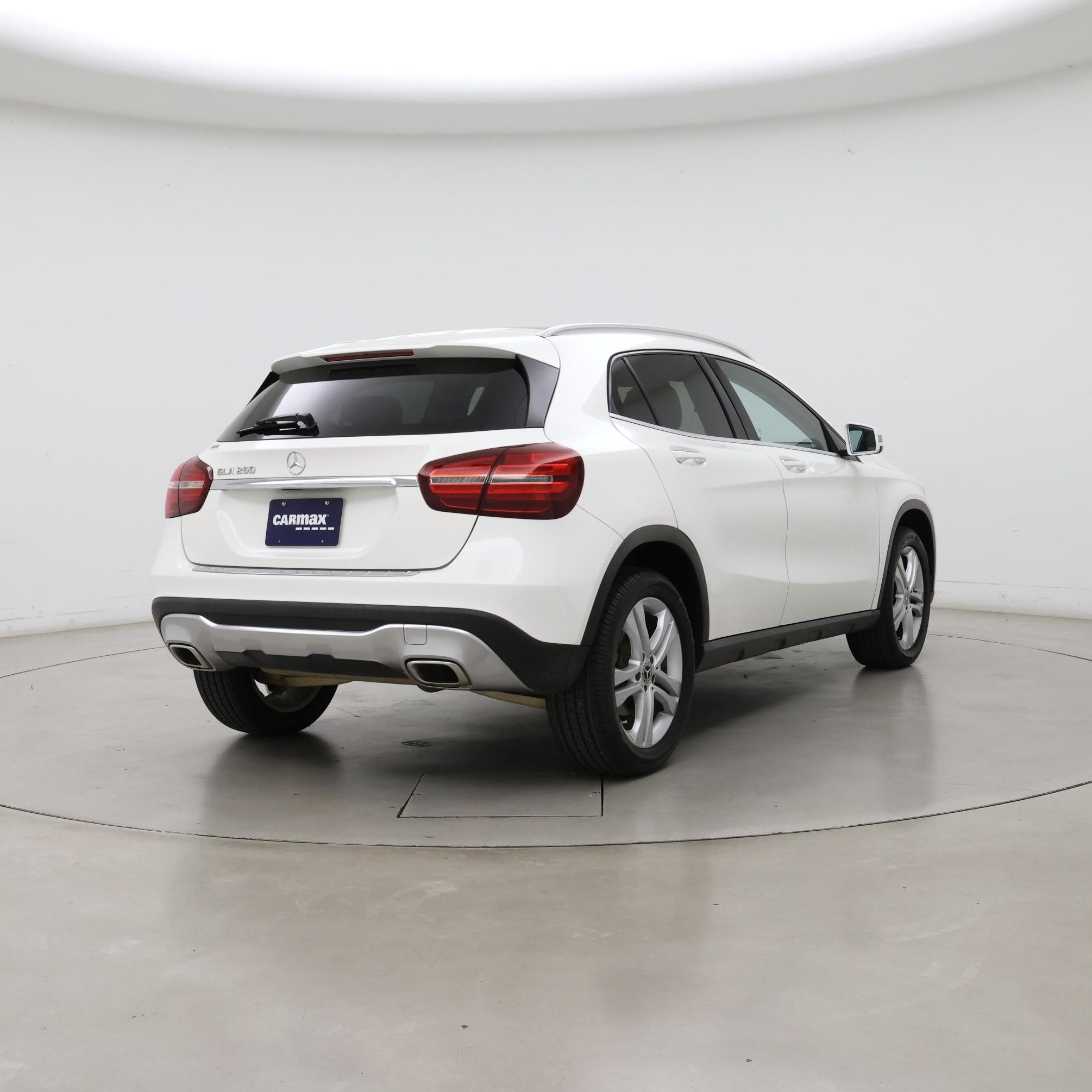 Thumbnail: 2019 Mercedes-Benz GLA - 8