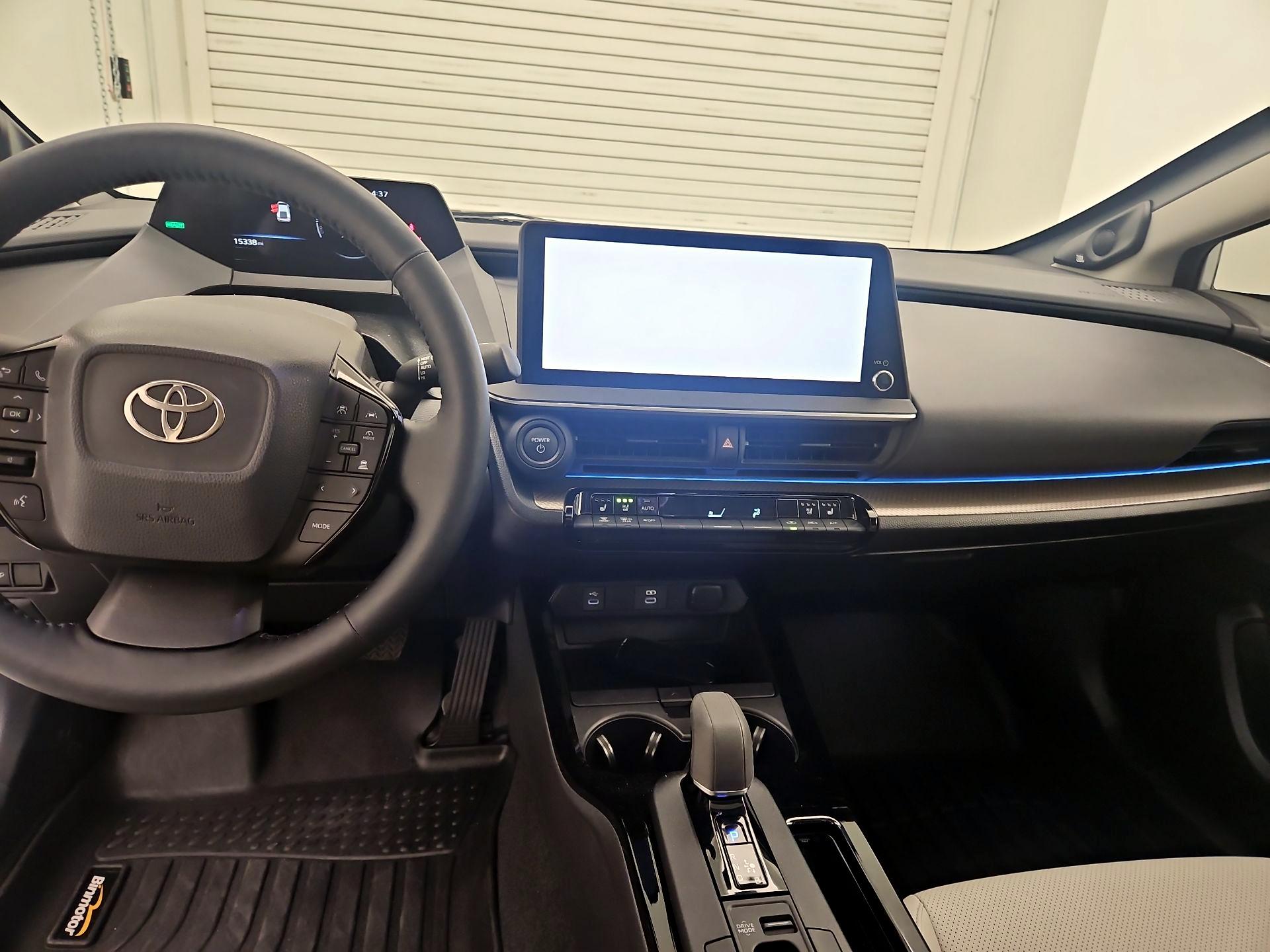 Thumbnail: 2024 Toyota Prius - 9