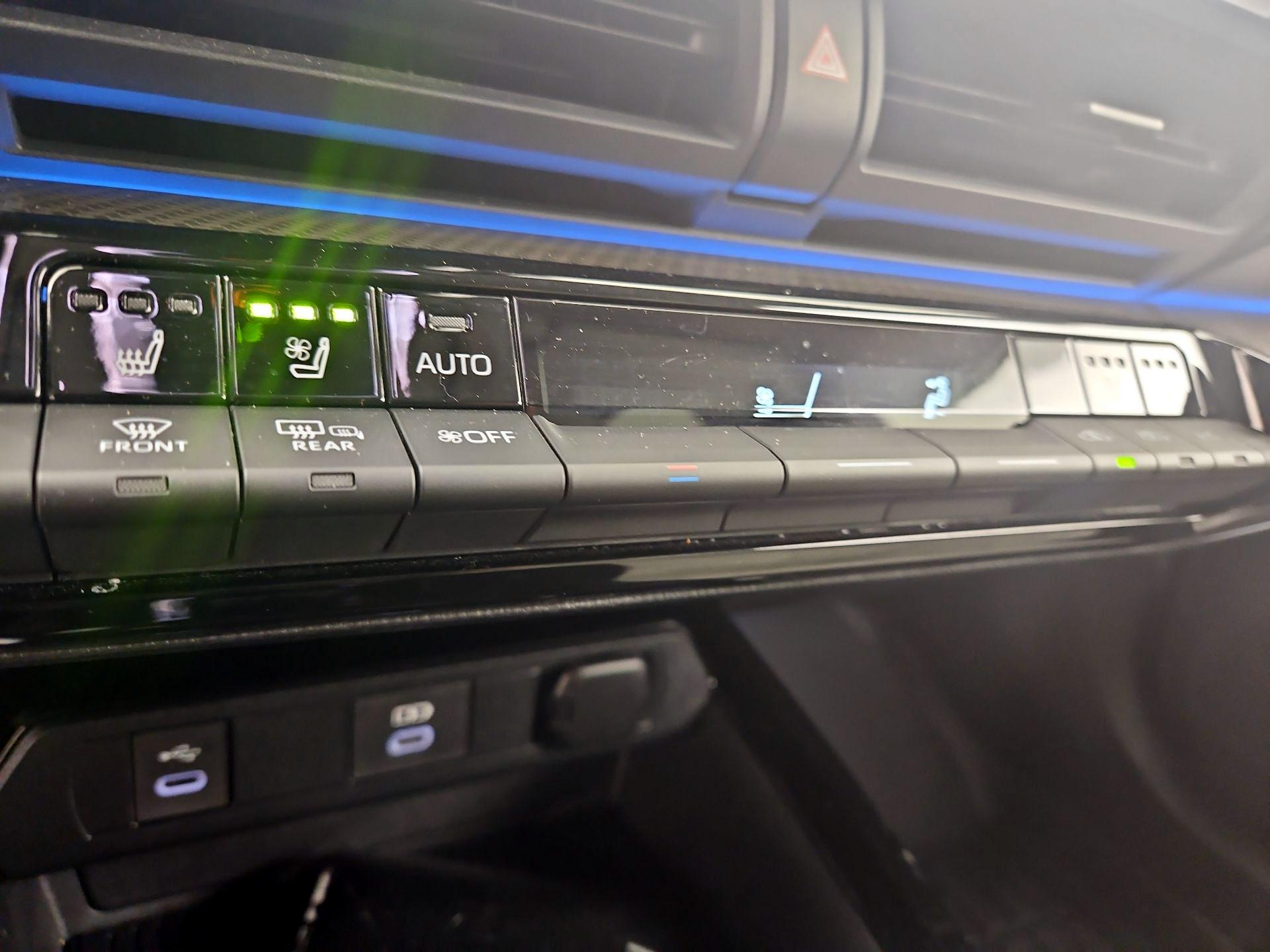 Thumbnail: 2024 Toyota Prius - 16