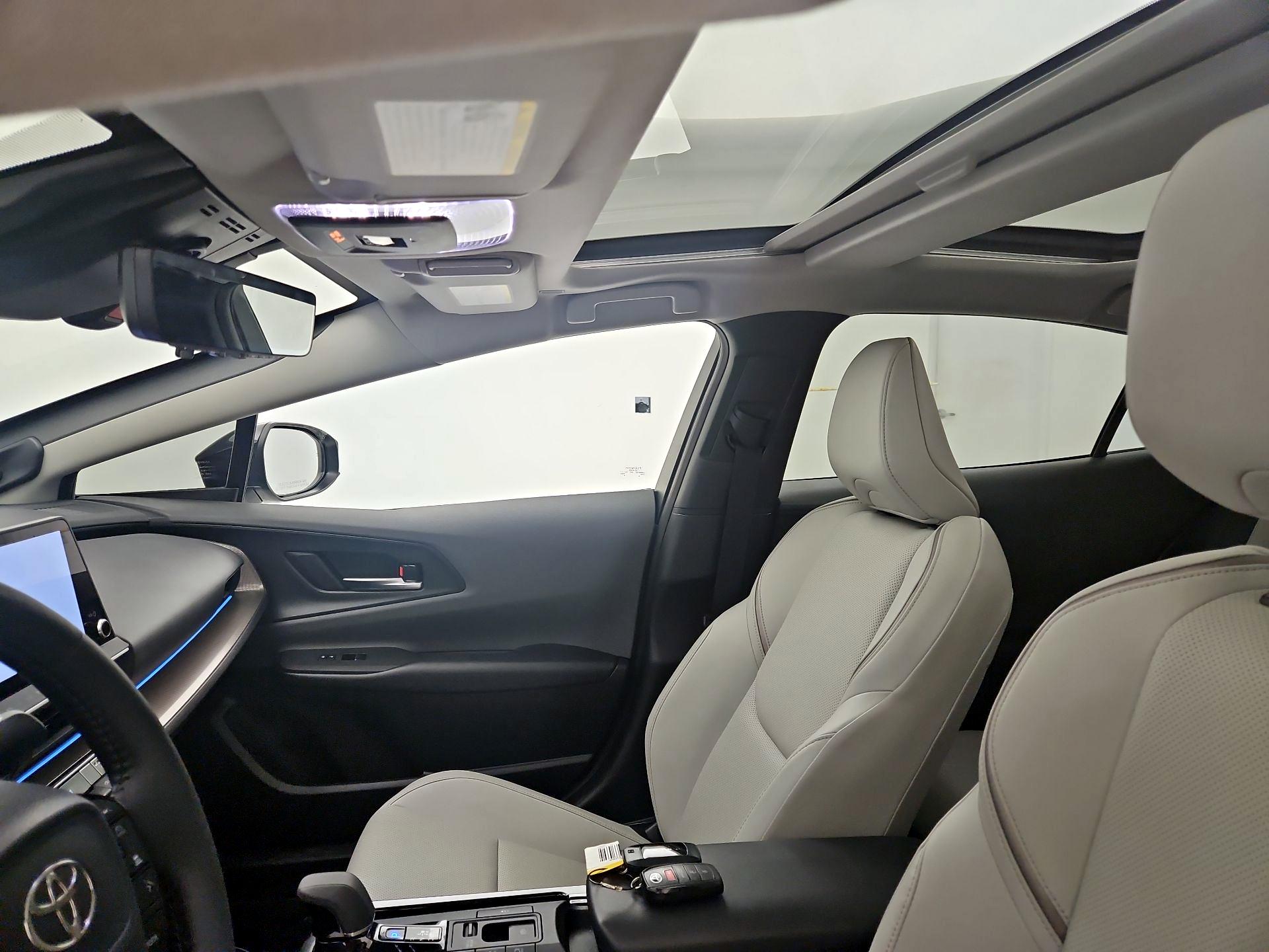 Thumbnail: 2024 Toyota Prius - 19