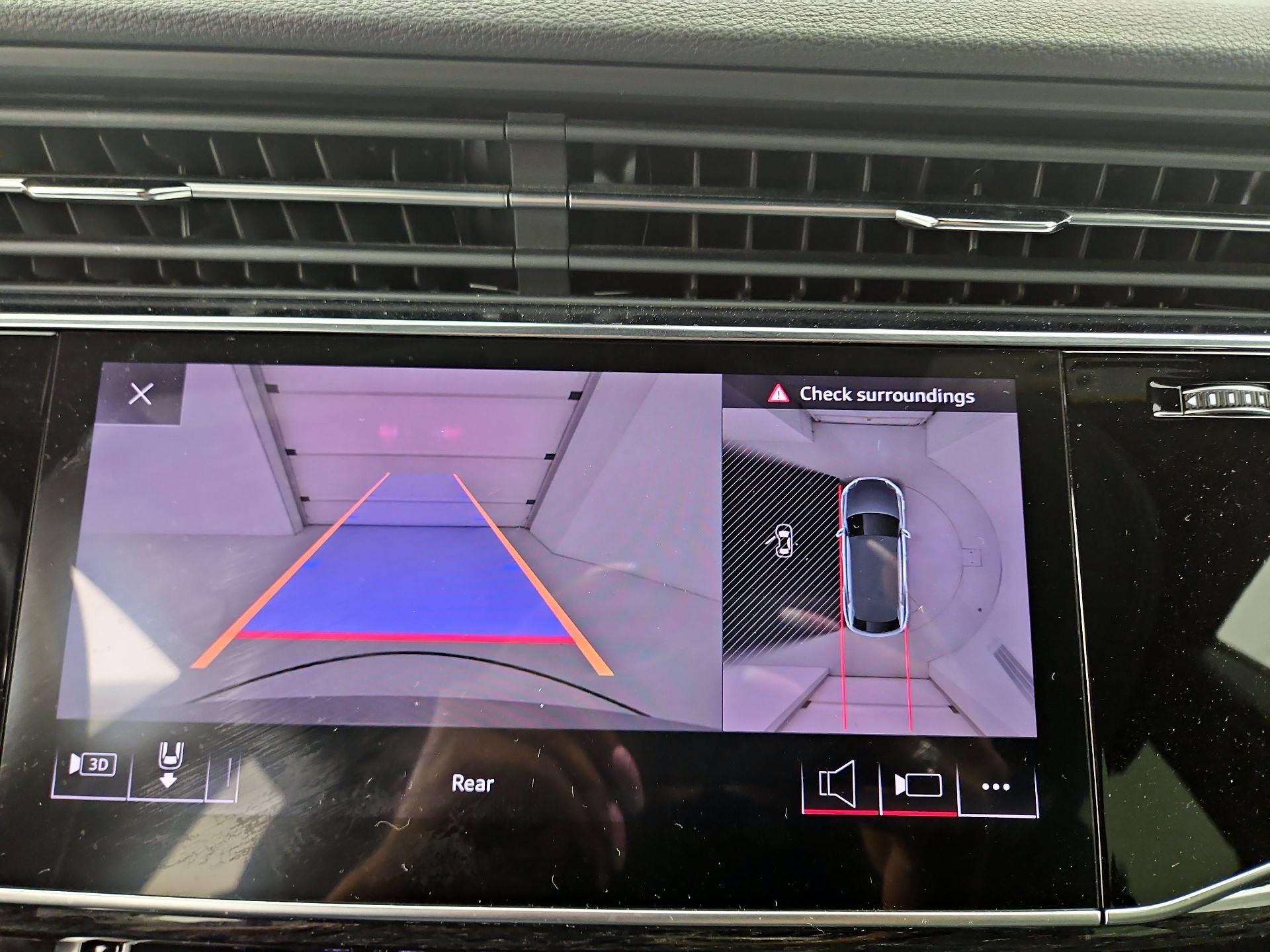 Thumbnail: 2019 Audi Q8 - 15