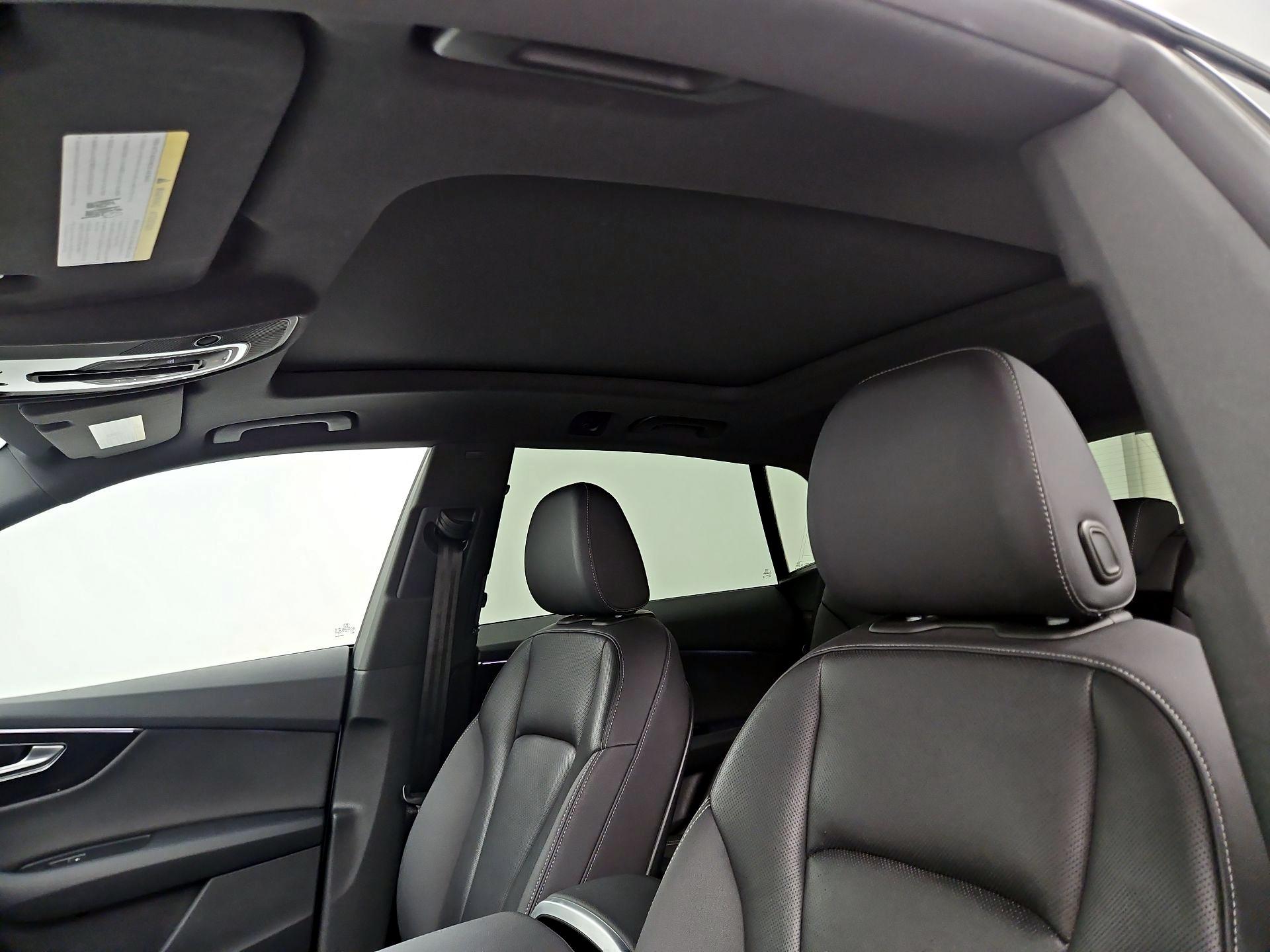 Thumbnail: 2019 Audi Q8 - 20