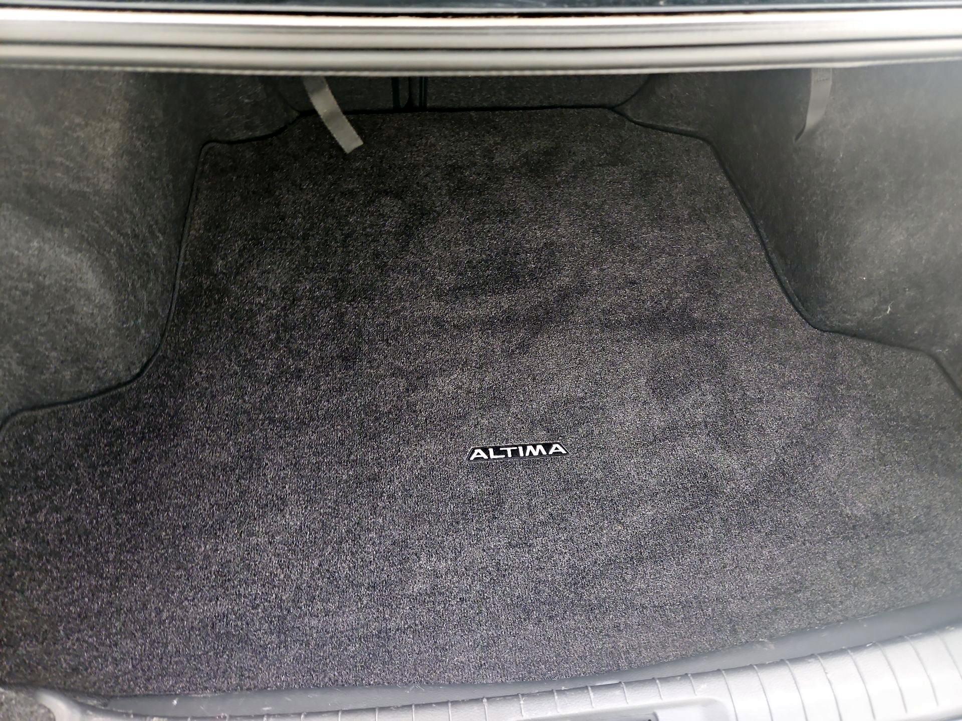 Thumbnail: 2017 Nissan Altima - 20