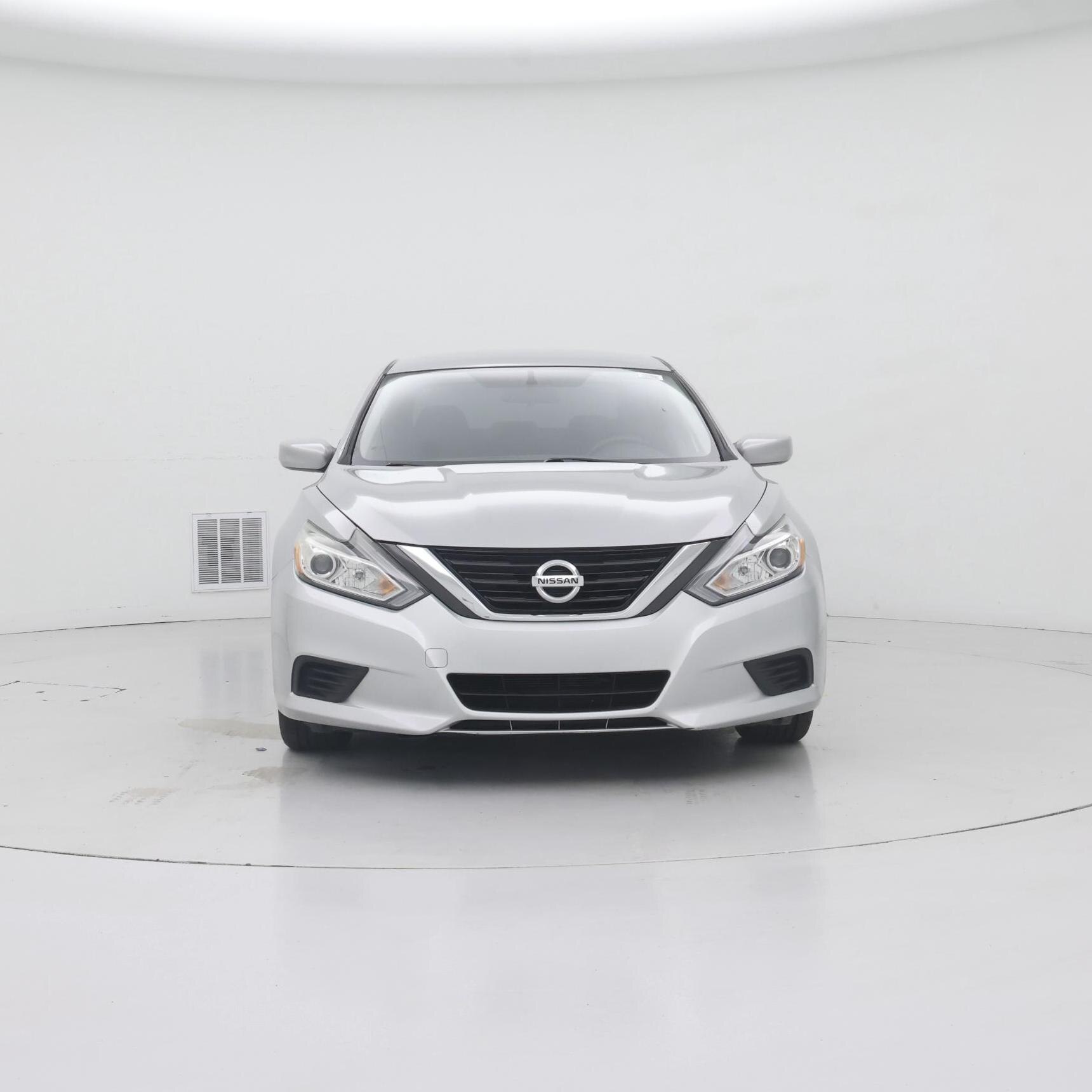 Thumbnail: 2017 Nissan Altima - 5