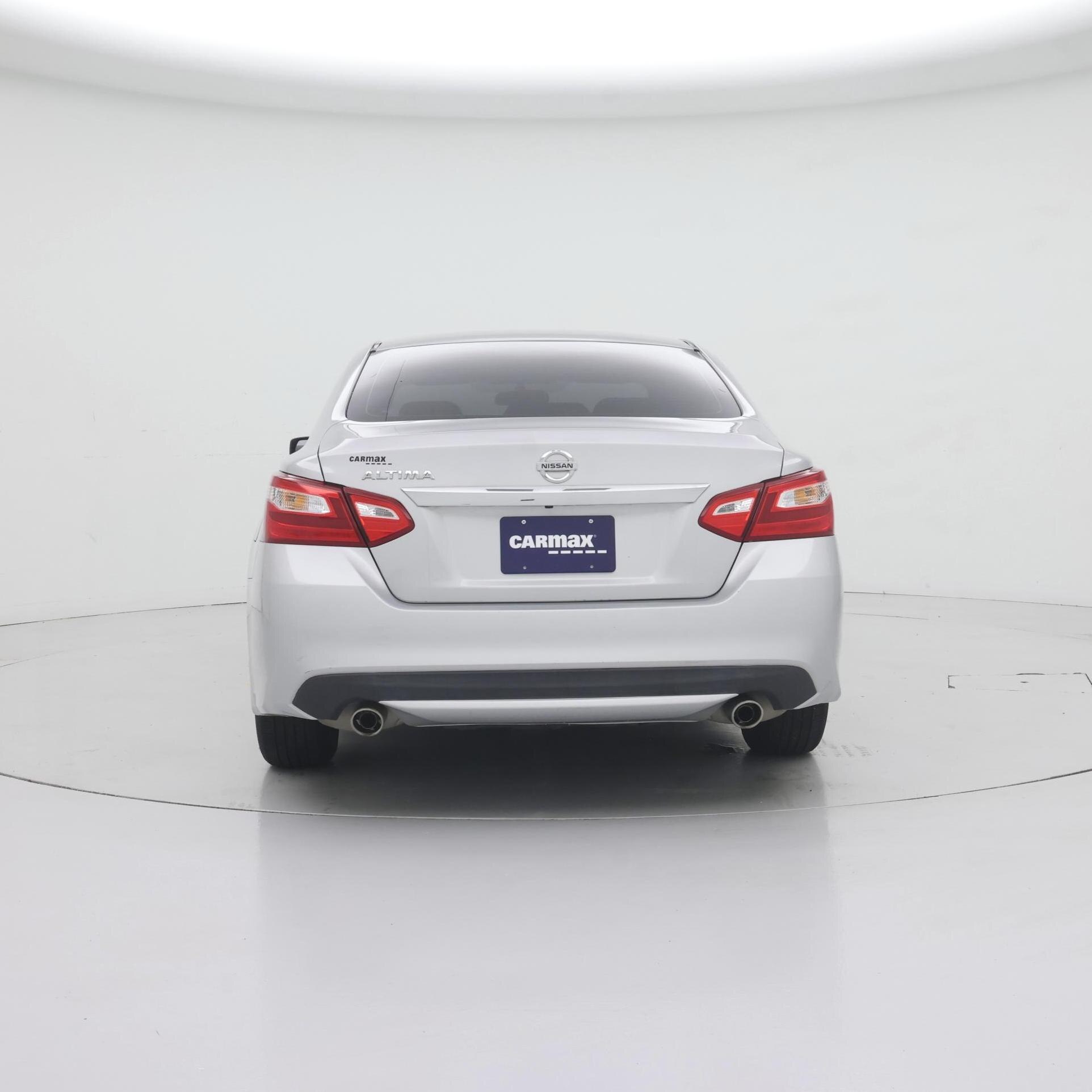 Thumbnail: 2017 Nissan Altima - 6