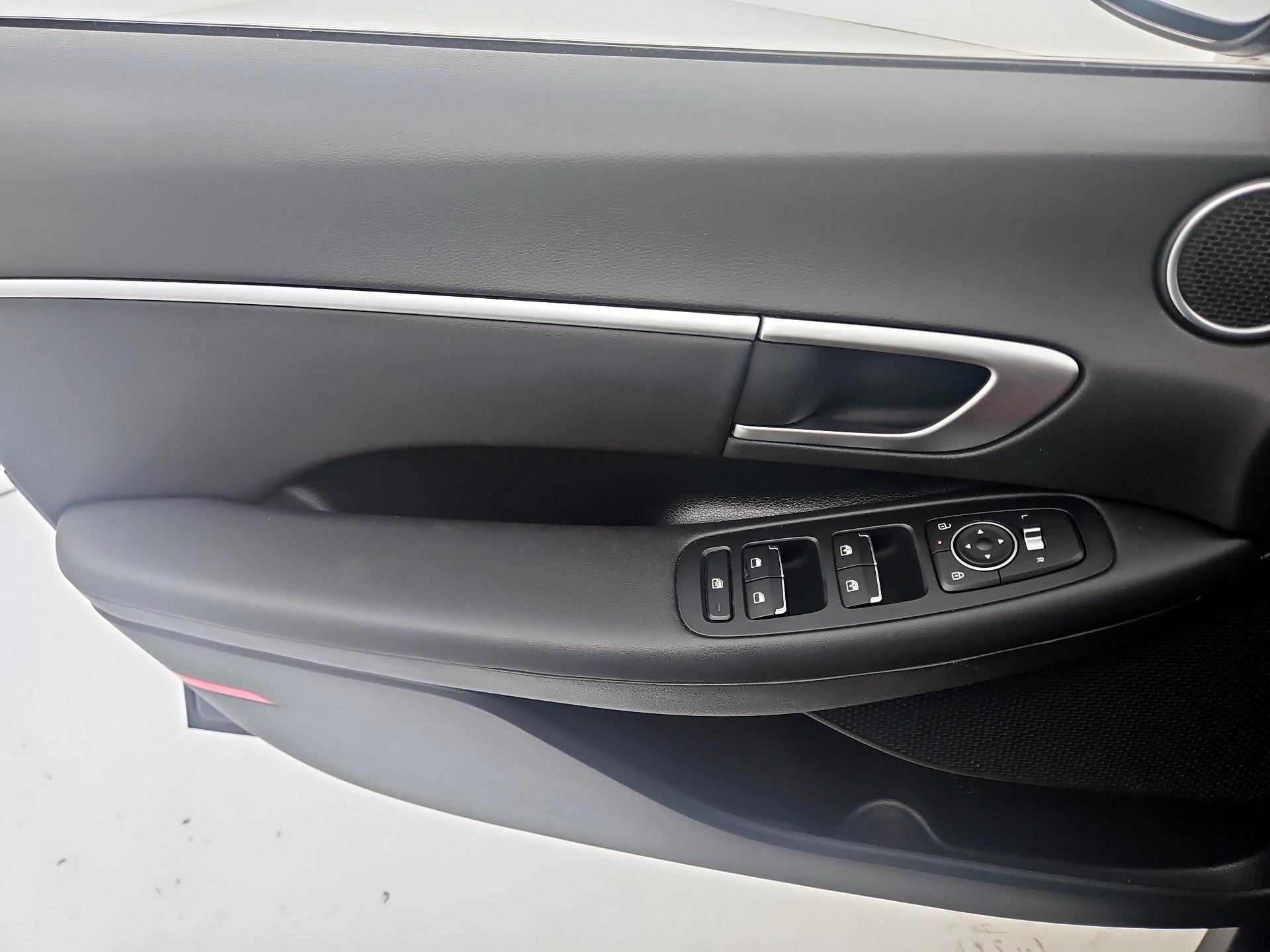 Thumbnail: 2024 Hyundai Sonata - 12