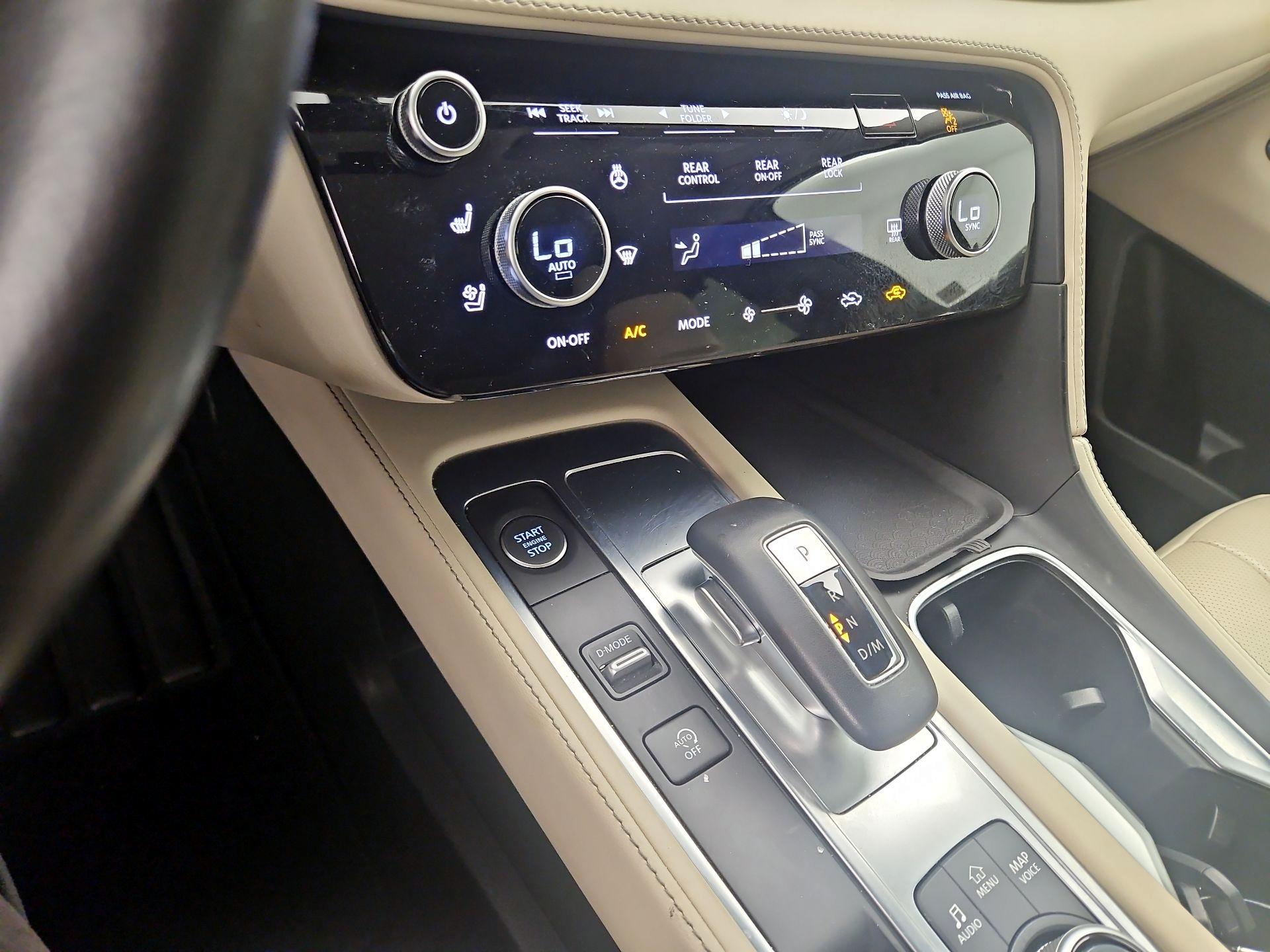 Thumbnail: 2023 INFINITI QX60 - 16