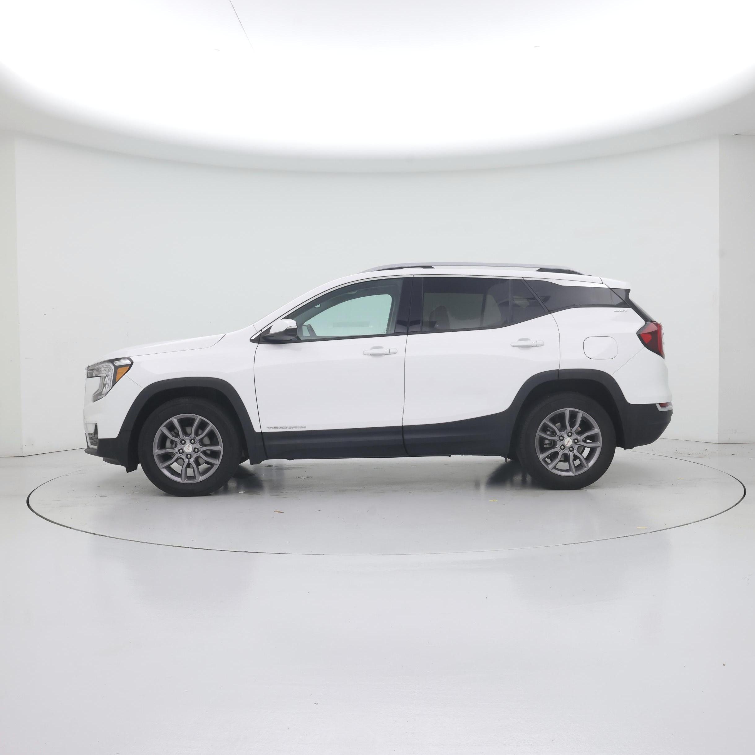 Thumbnail: 2023 GMC Terrain - 3