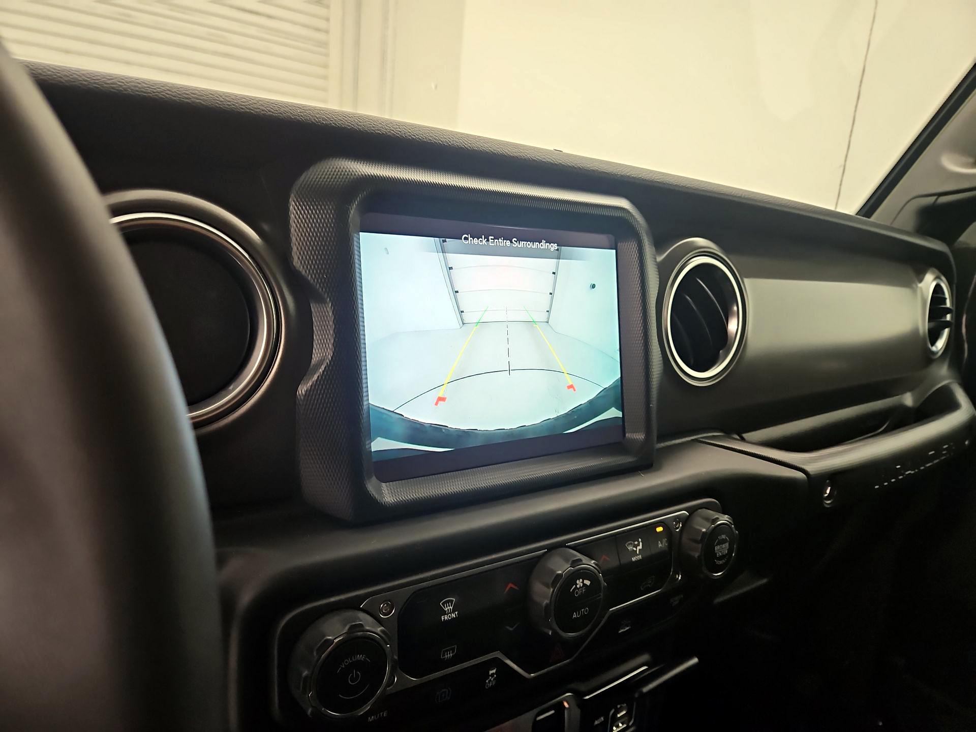 Thumbnail: 2023 Jeep Wrangler - 14