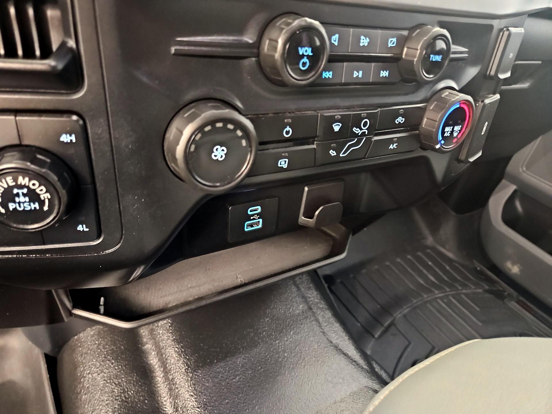 Thumbnail: 2024 Ford F-150 - 19