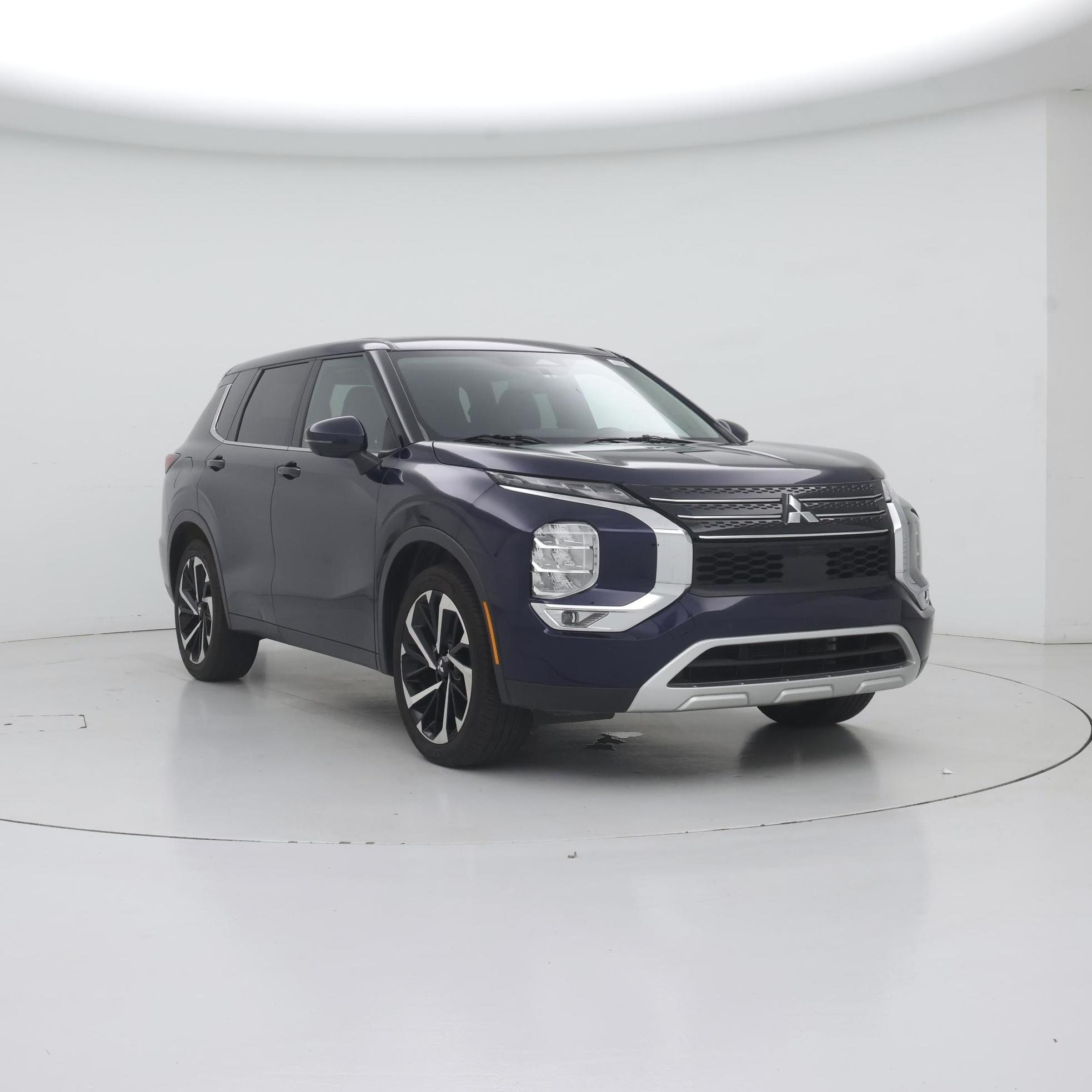 Blue 2024 Mitsubishi Outlander SUV / Crossover Front-Wheel Drive Automatic