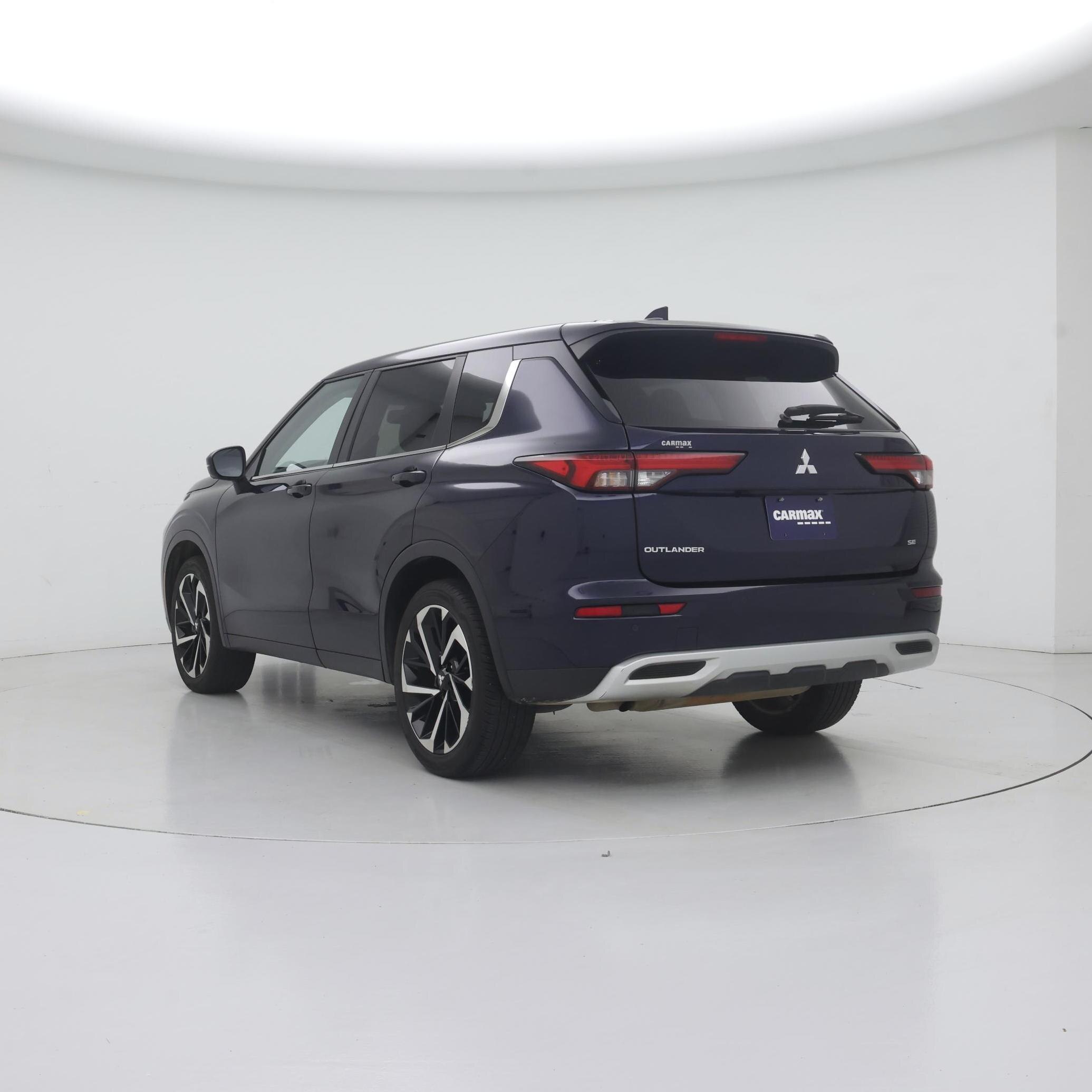 Thumbnail: 2024 Mitsubishi Outlander - 2