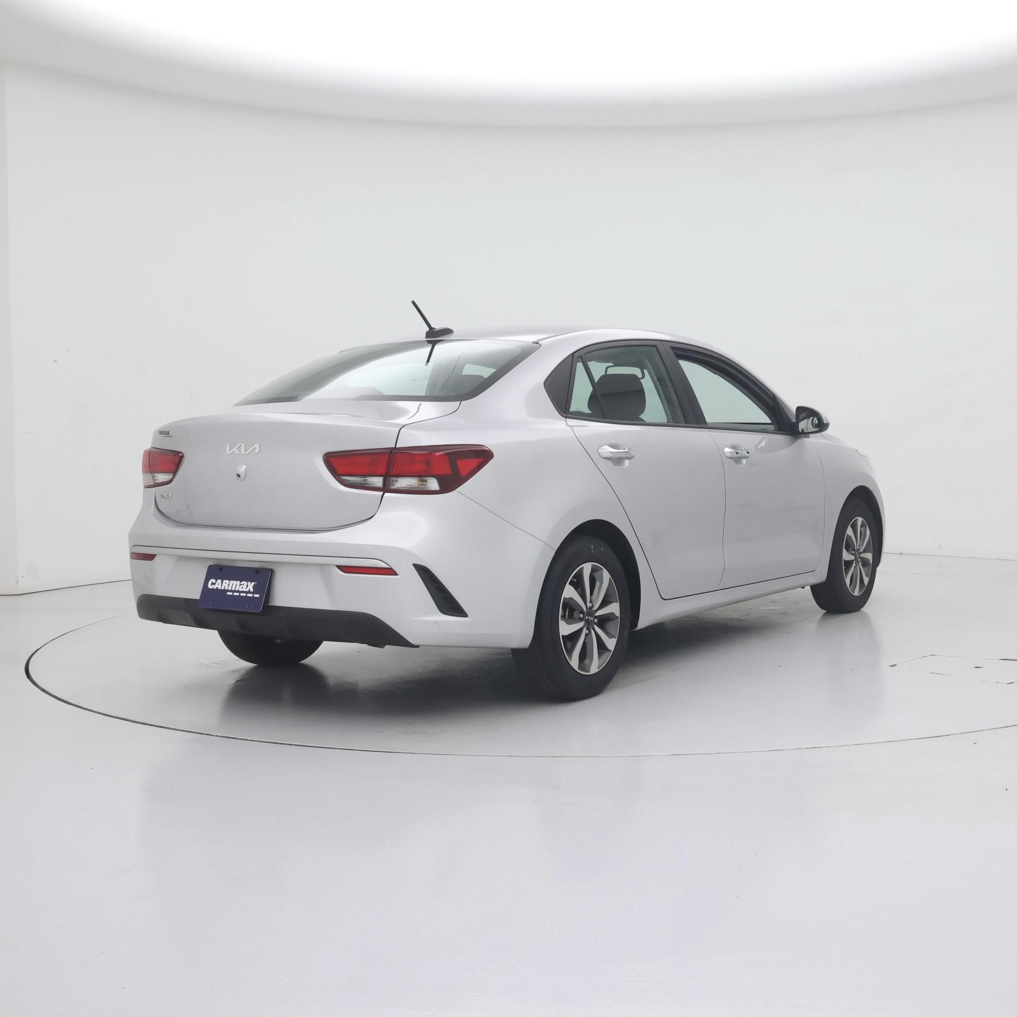 Thumbnail: 2022 Kia Rio - 8