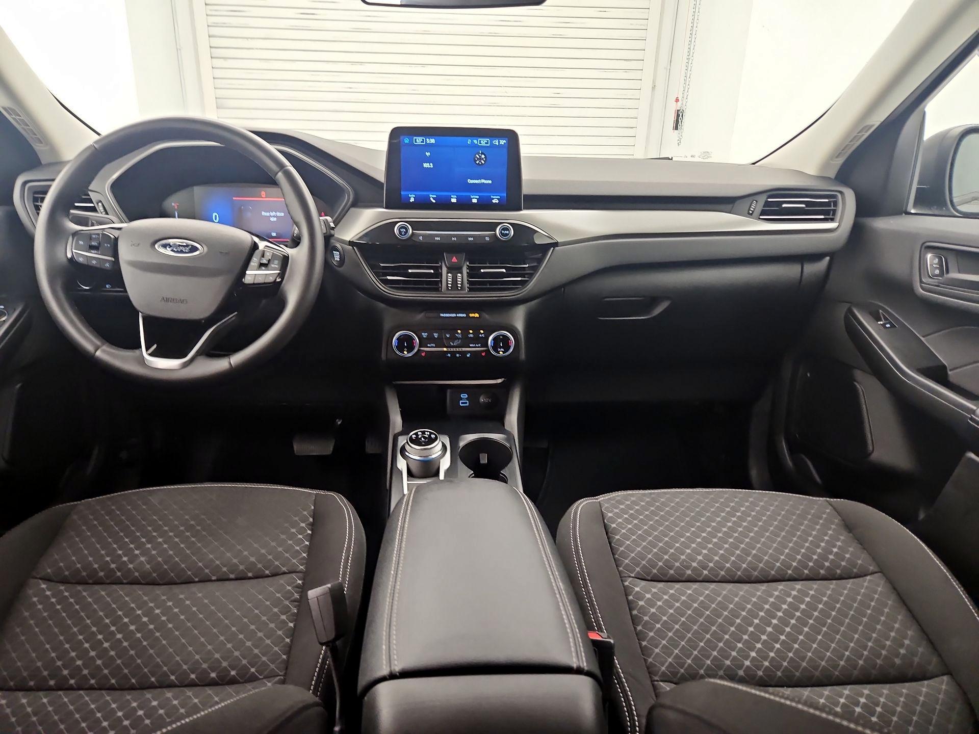 Thumbnail: 2023 Ford Escape - 9