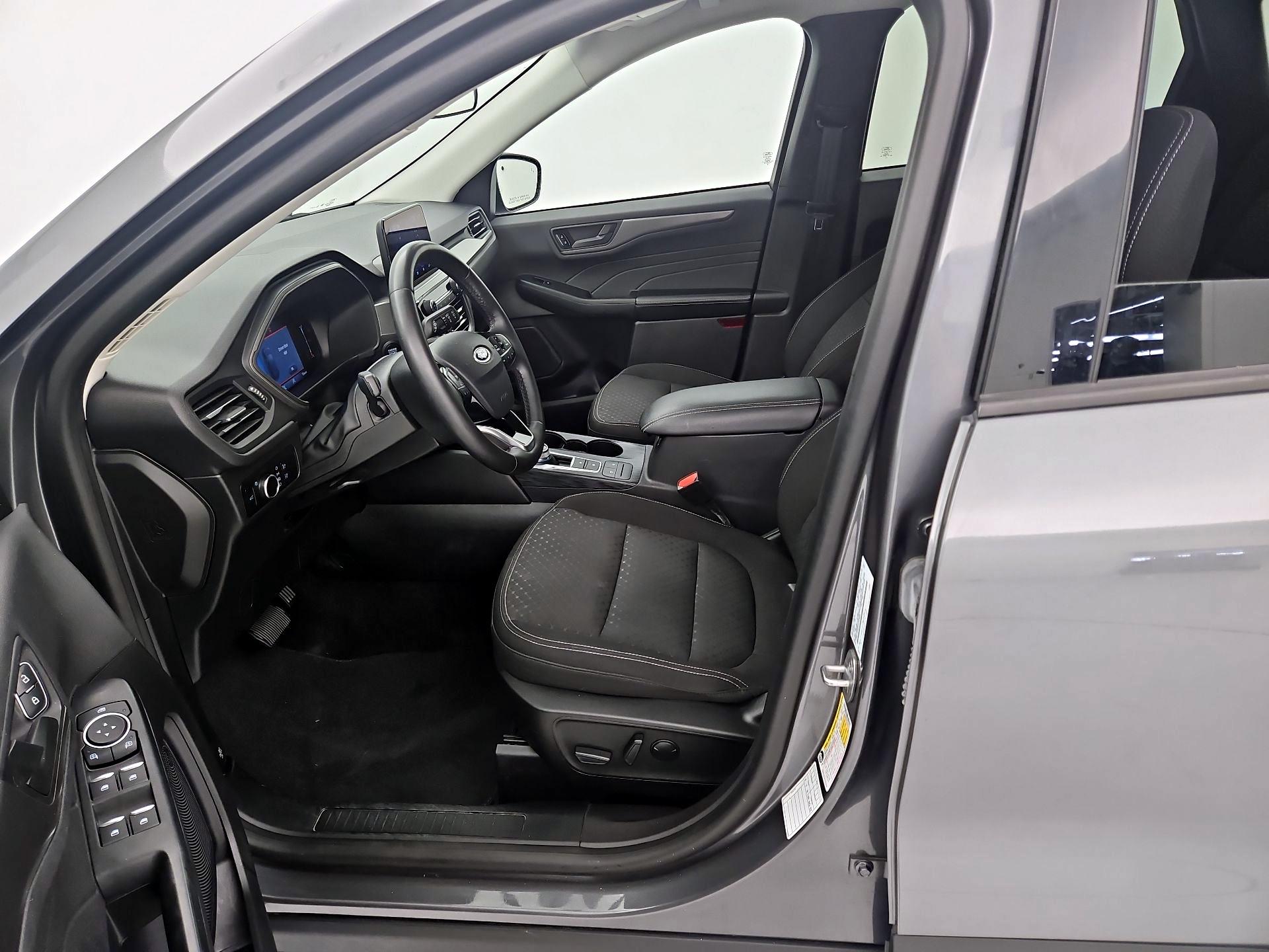 Thumbnail: 2023 Ford Escape - 11