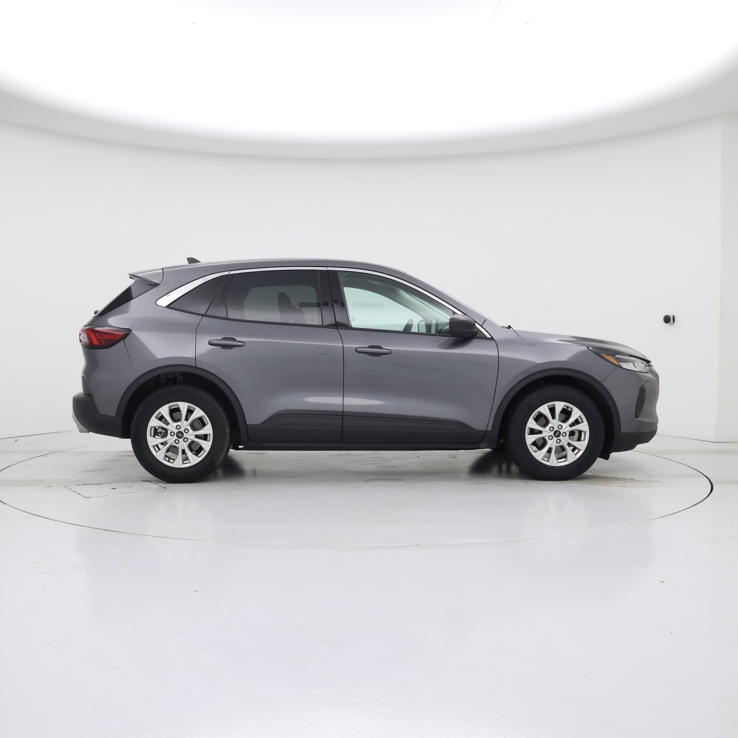 Thumbnail: 2023 Ford Escape - 7