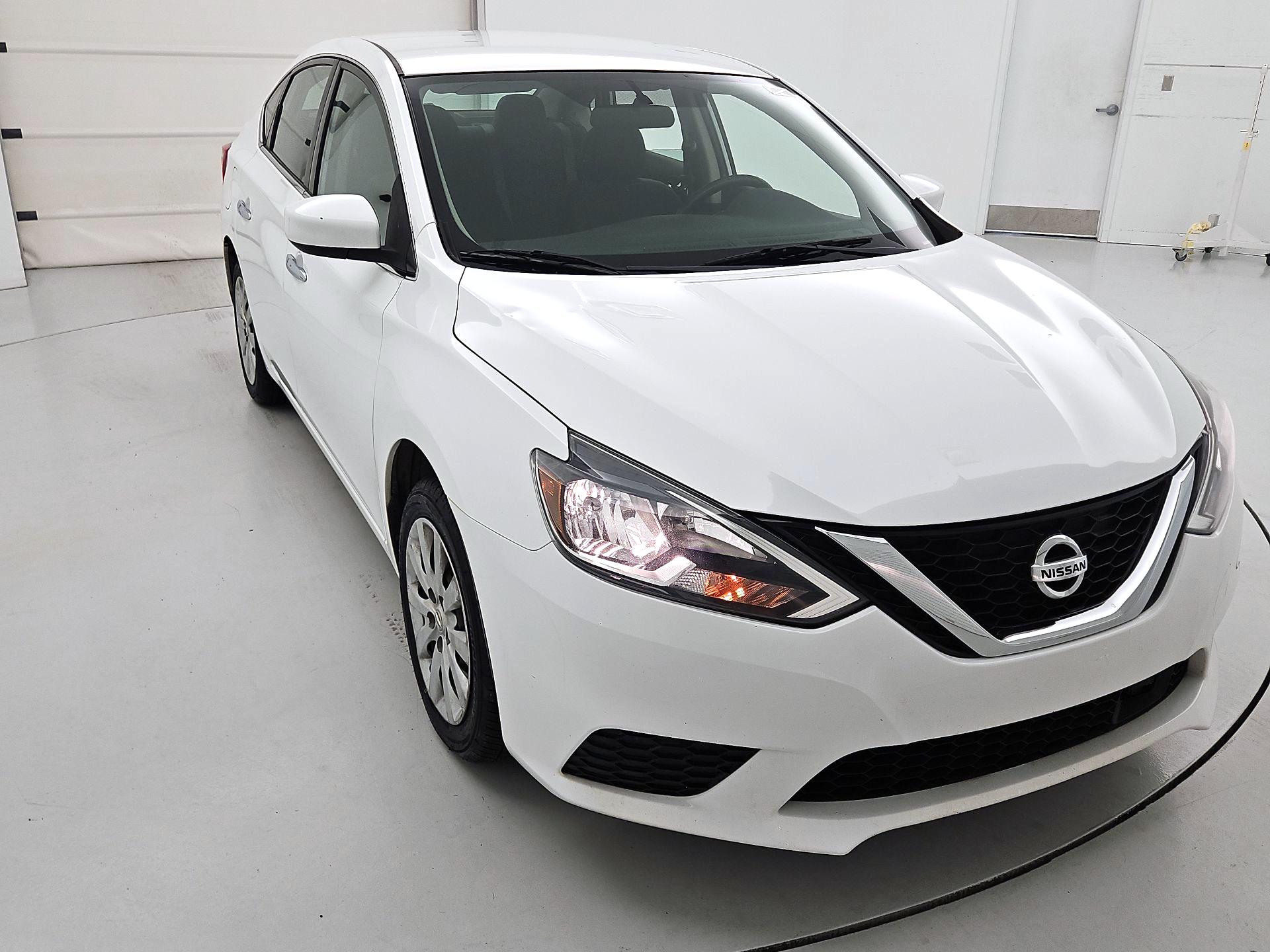 Thumbnail: 2019 Nissan Sentra - 1