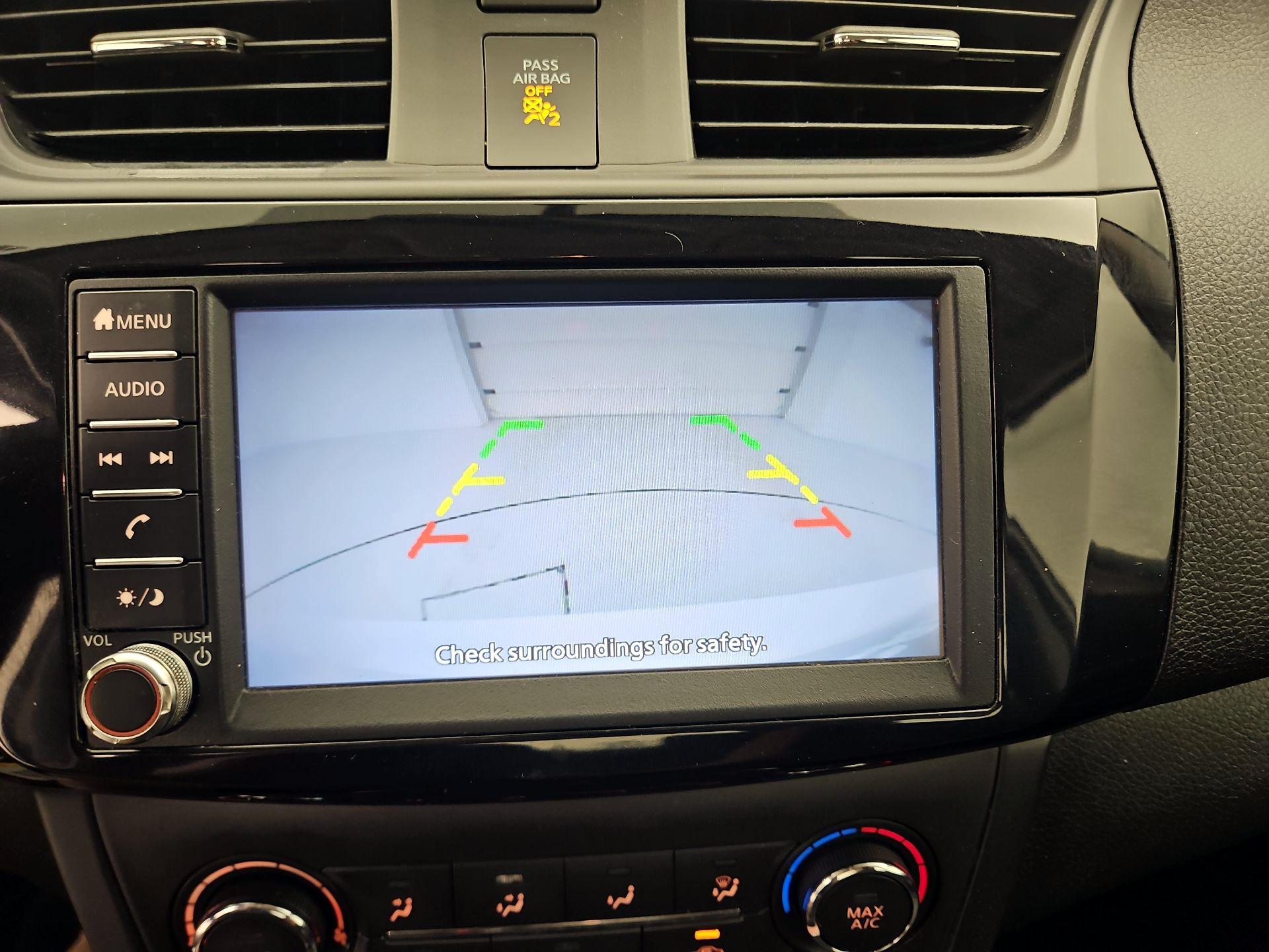 Thumbnail: 2019 Nissan Sentra - 12