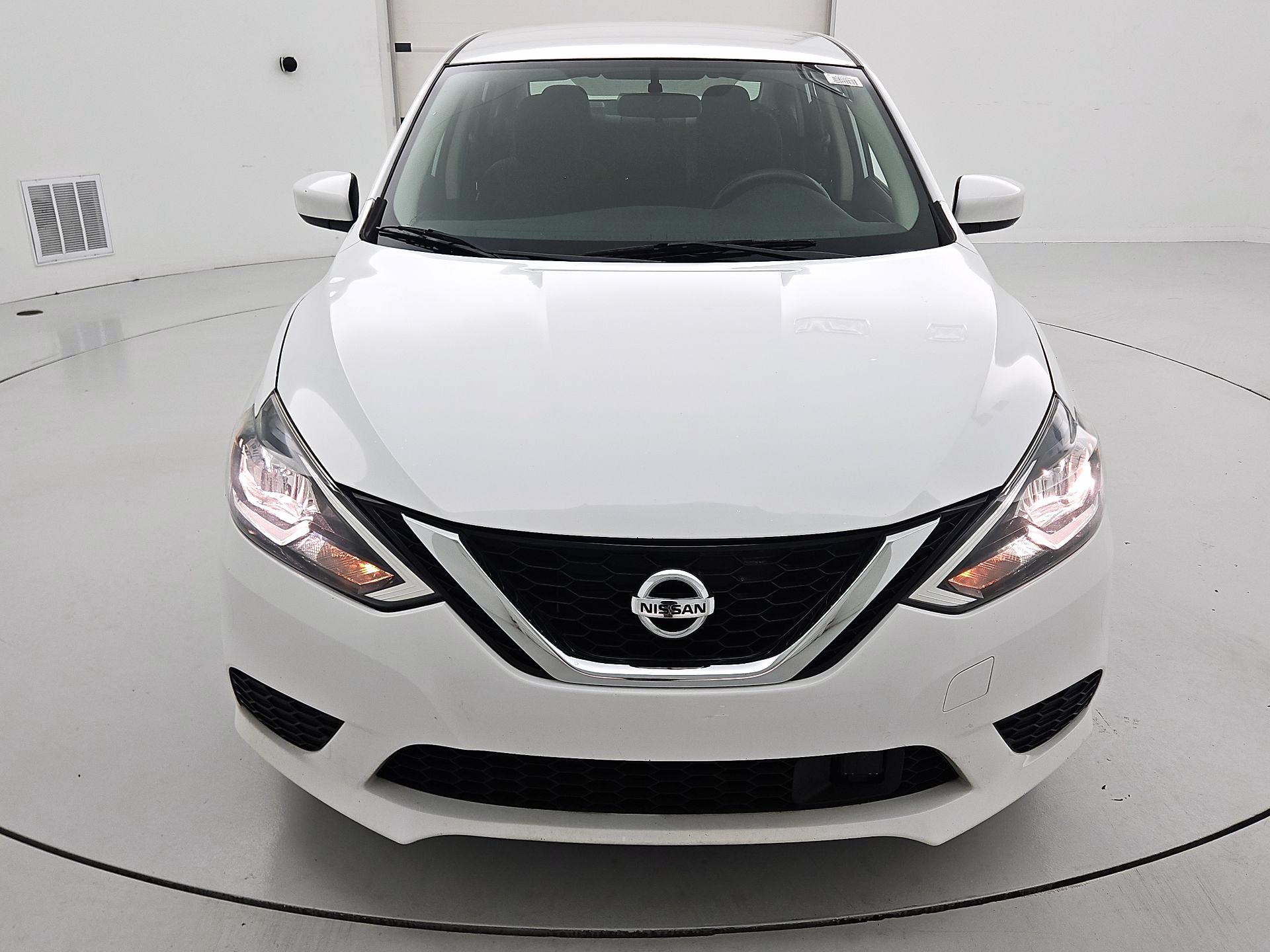 Thumbnail: 2019 Nissan Sentra - 2