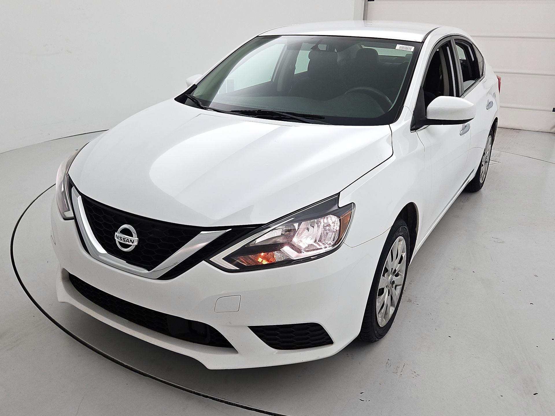 Thumbnail: 2019 Nissan Sentra - 3