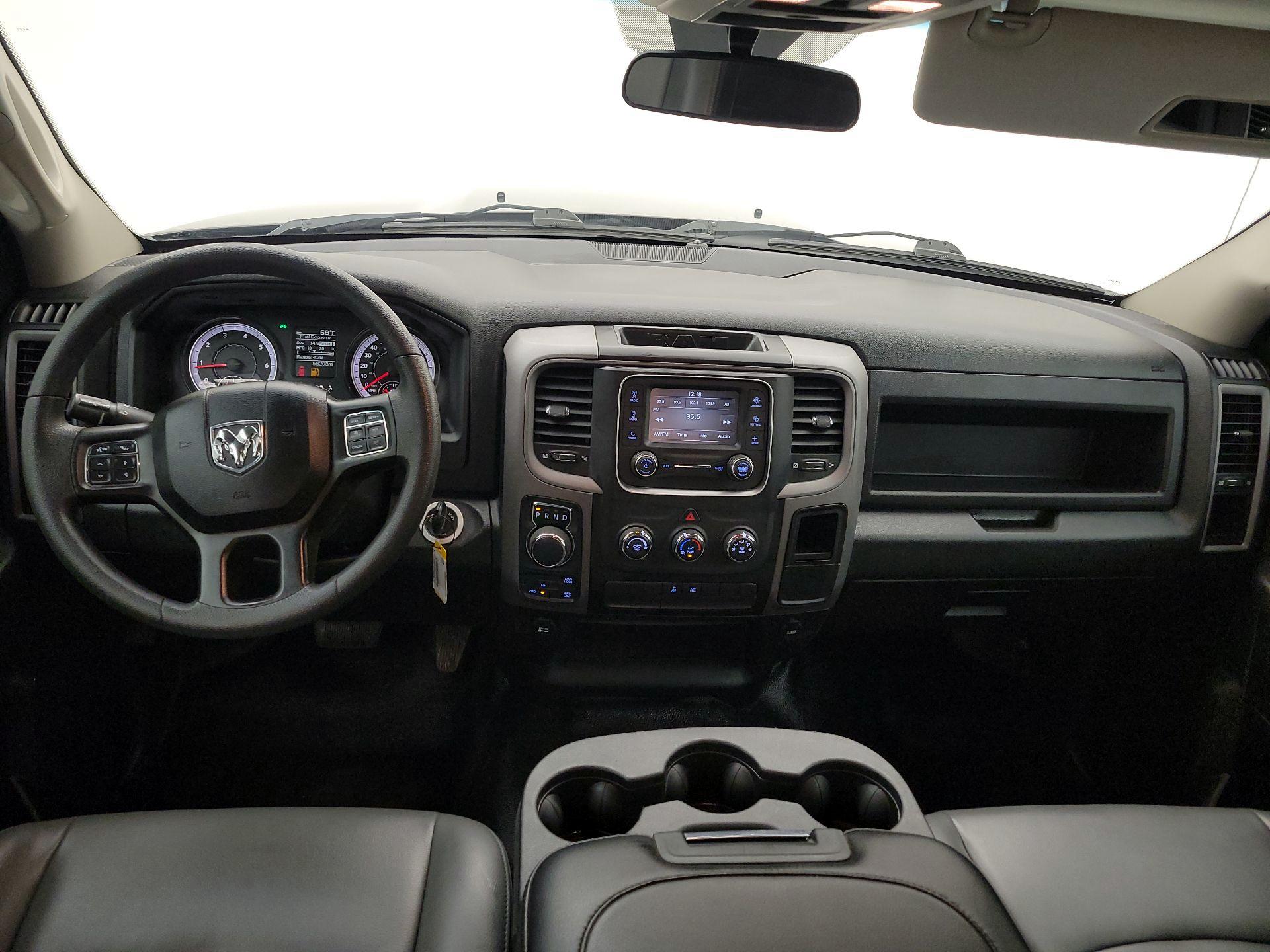 Thumbnail: 2022 RAM 1500 Classic - 9