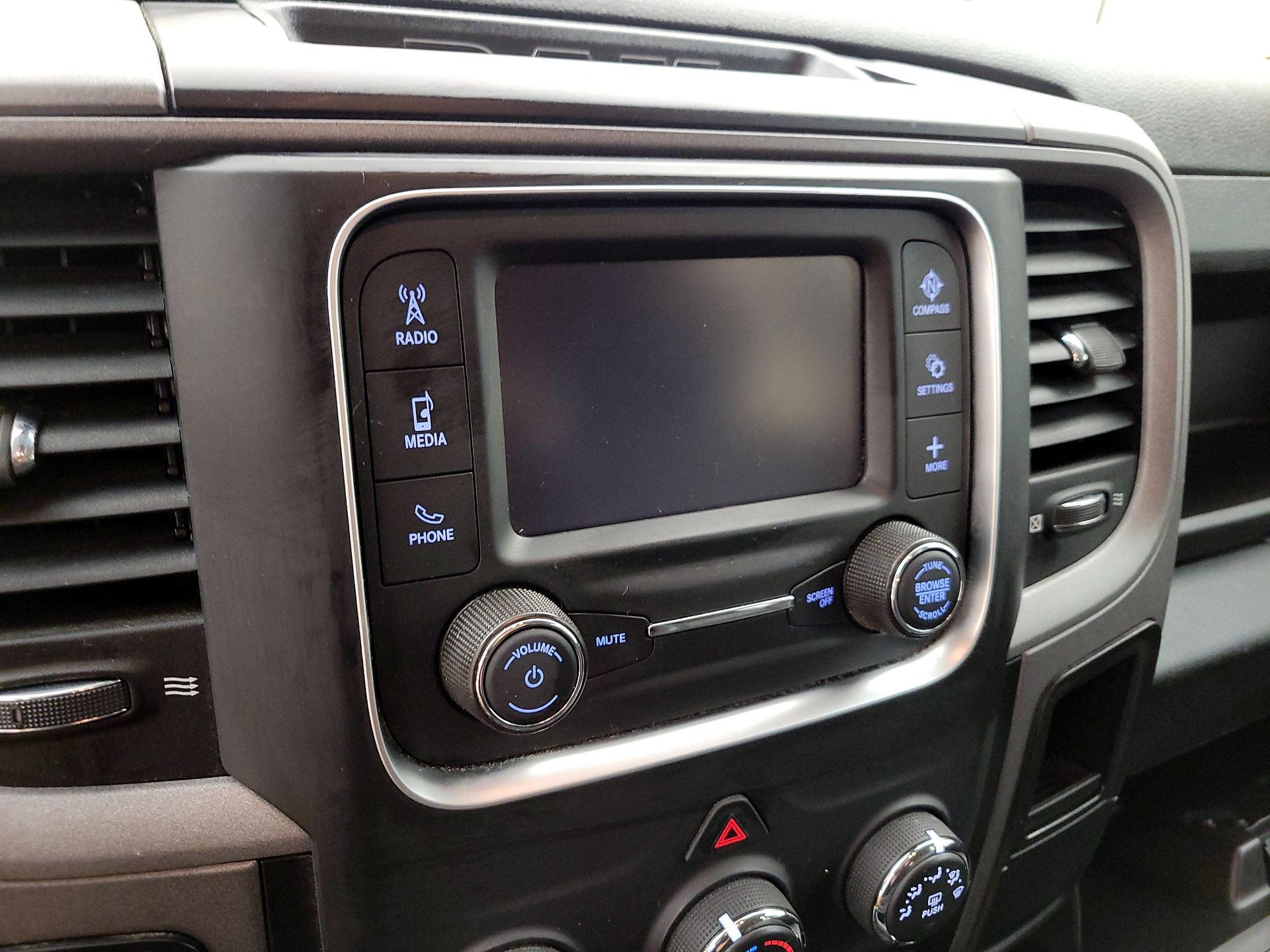 Thumbnail: 2022 RAM 1500 Classic - 15
